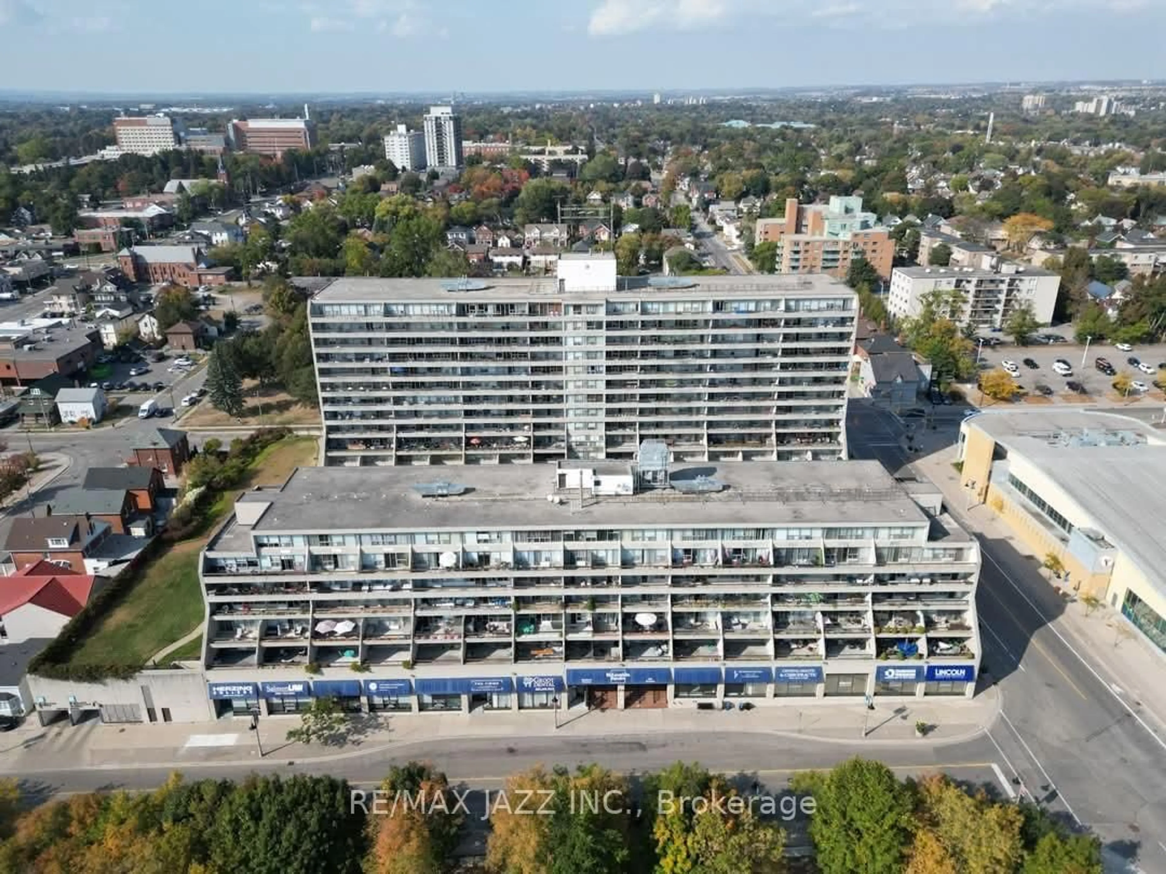A pic from outside/outdoor area/front of a property/back of a property/a pic from drone, city buildings view from balcony for 55 William St #Ph 7, Oshawa Ontario L1G 7C9