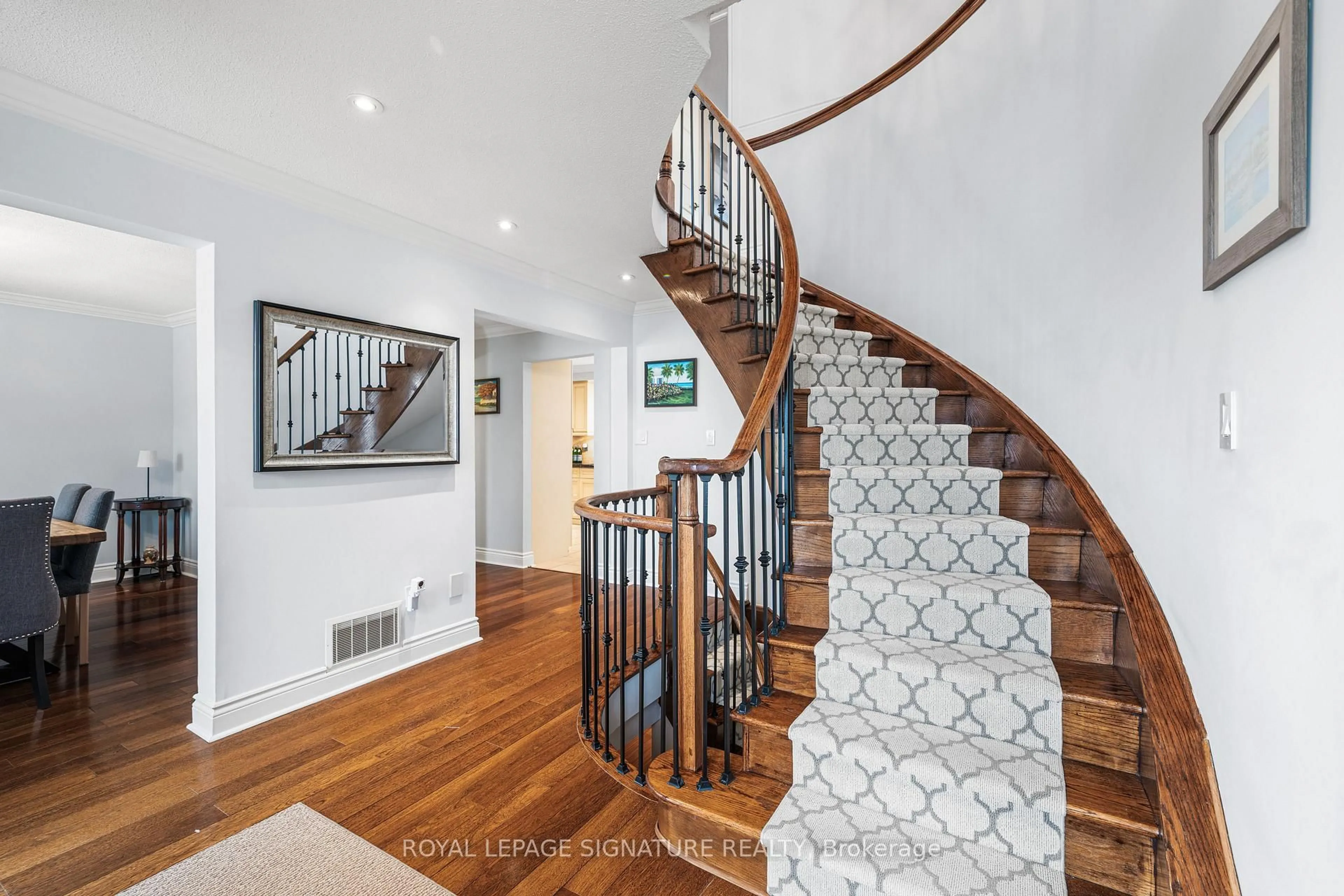 Stairs for 238 Hoover Dr, Pickering Ontario L1V 5R3