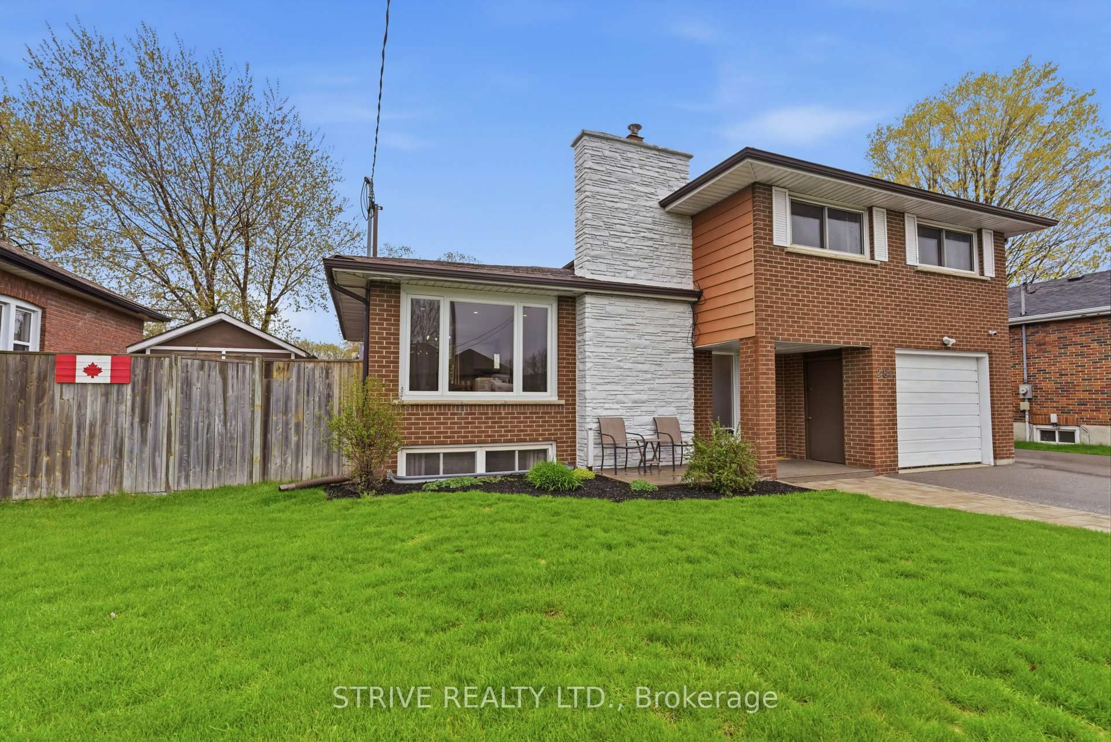 Home with brick exterior material, street for 284 College Ave, Oshawa Ontario L1J 1R8