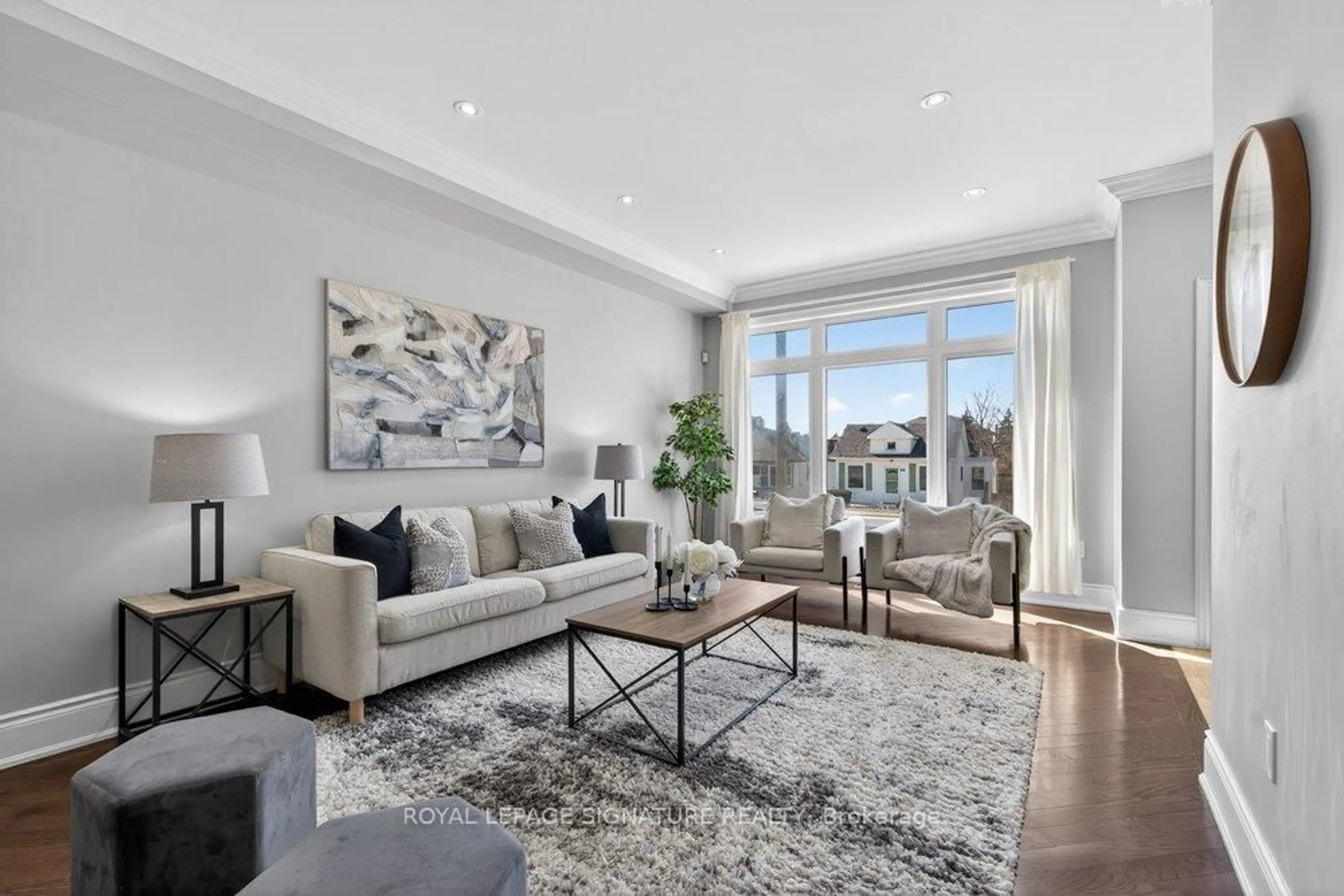 Living room with furniture, unknown for 61B Bexhill Ave, Toronto Ontario M1L 3B7