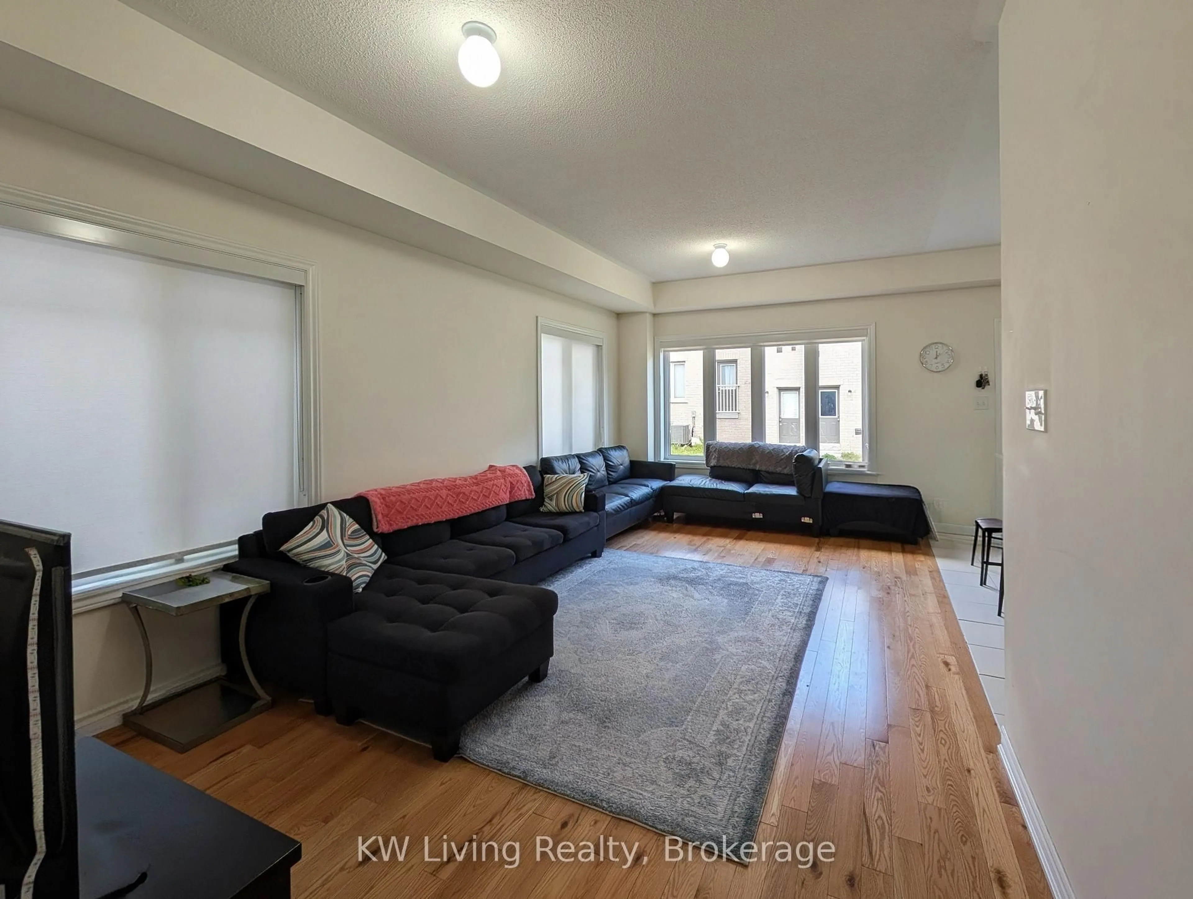 Living room with furniture, unknown for 1118 Cameo St, Pickering Ontario L1X 0L7