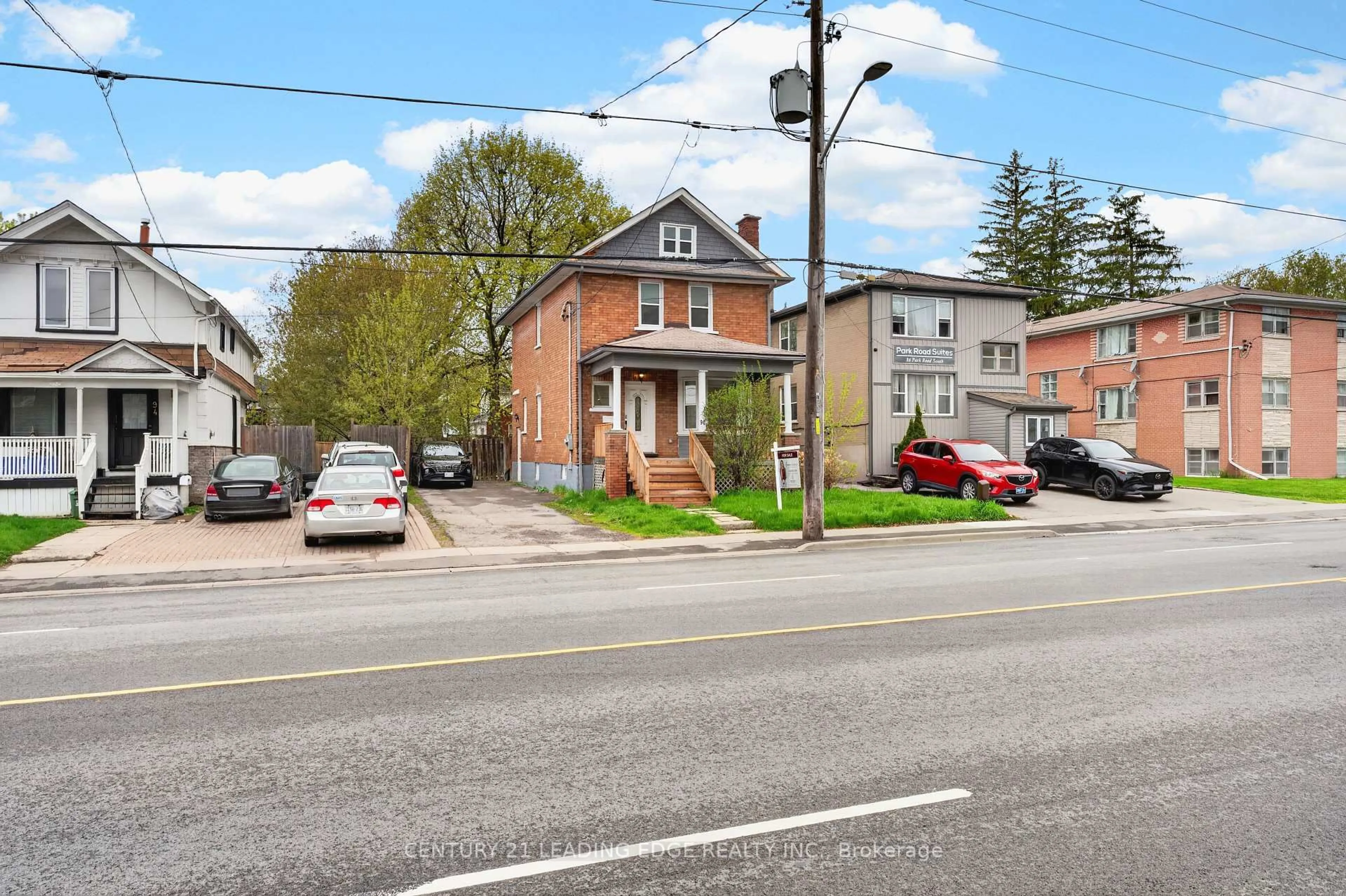 Unknown for 90 Park Rd, Oshawa Ontario L1J 4G9