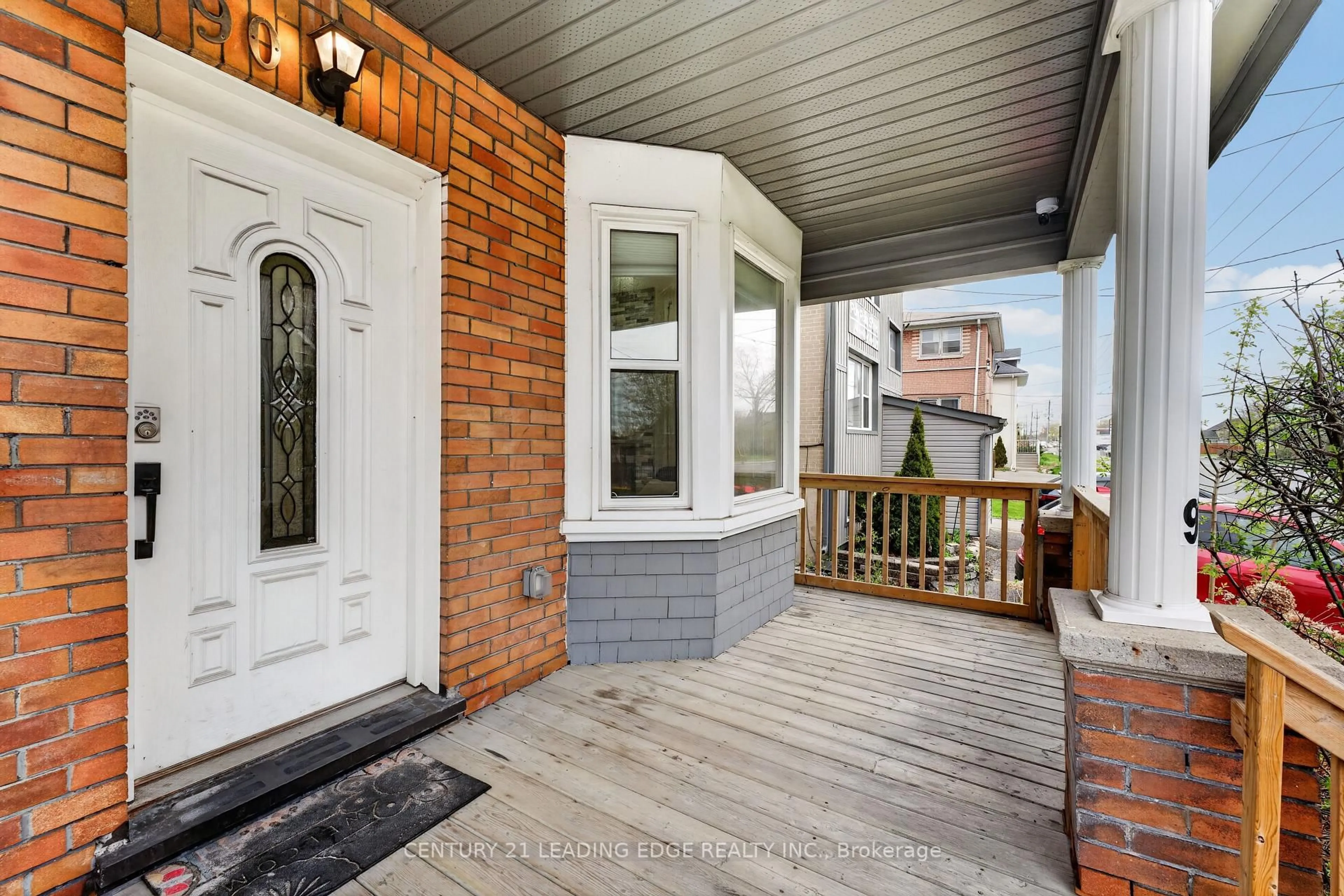 Unknown for 90 Park Rd, Oshawa Ontario L1J 4G9