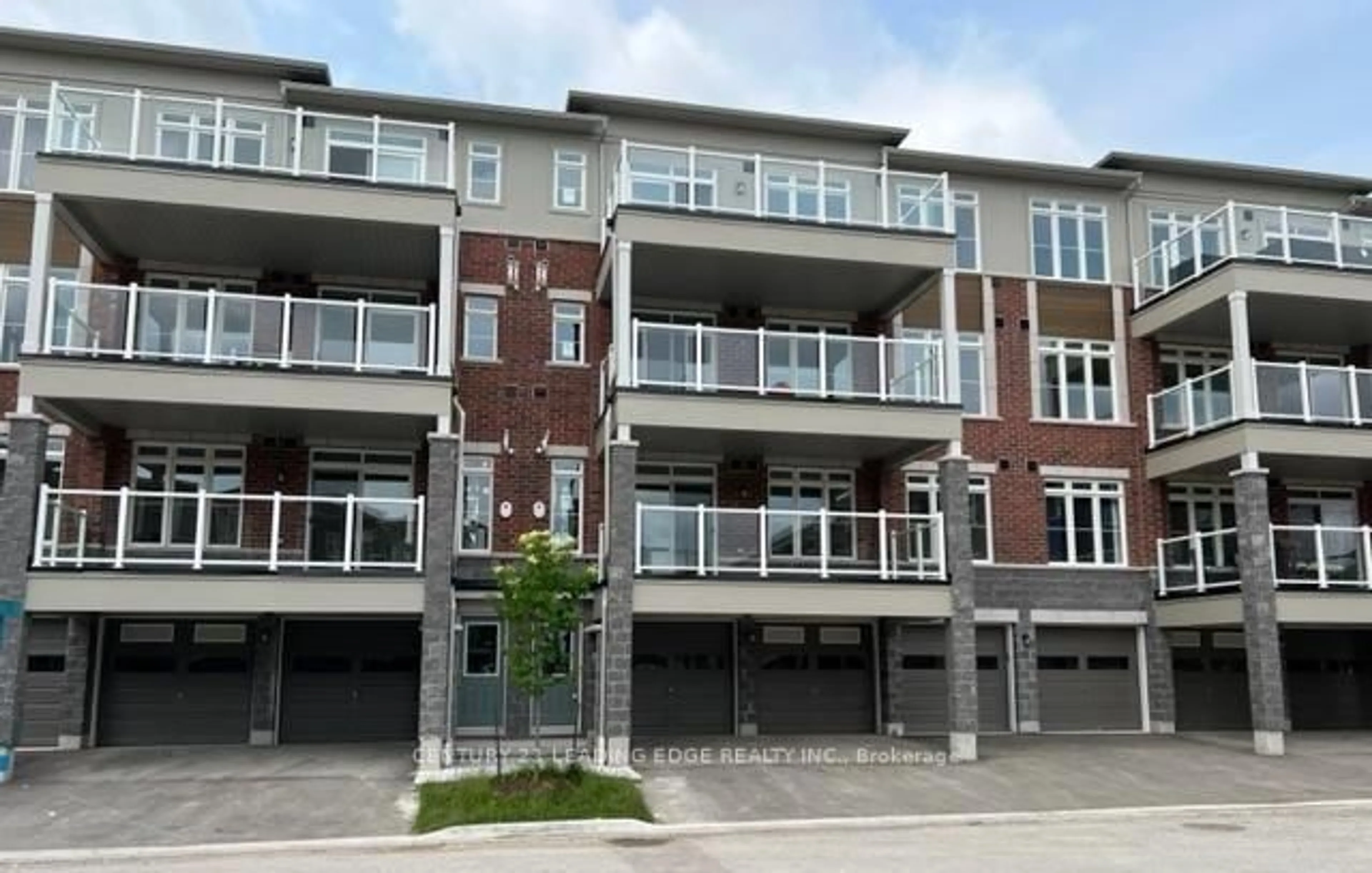 Unknown for 2540 William Jackson Dr #106, Pickering Ontario L1X 0E4