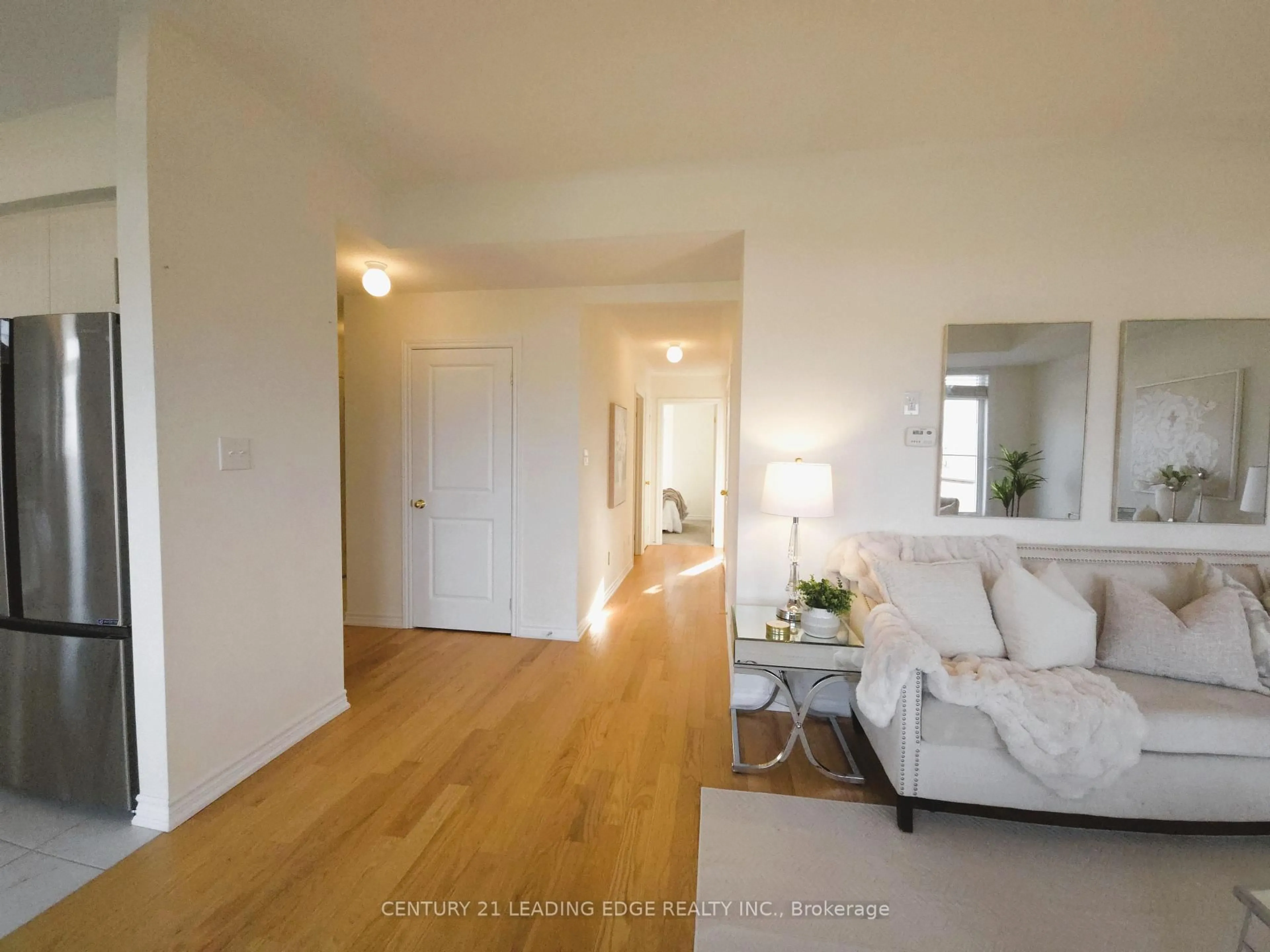 Unknown for 2540 William Jackson Dr #106, Pickering Ontario L1X 0E4