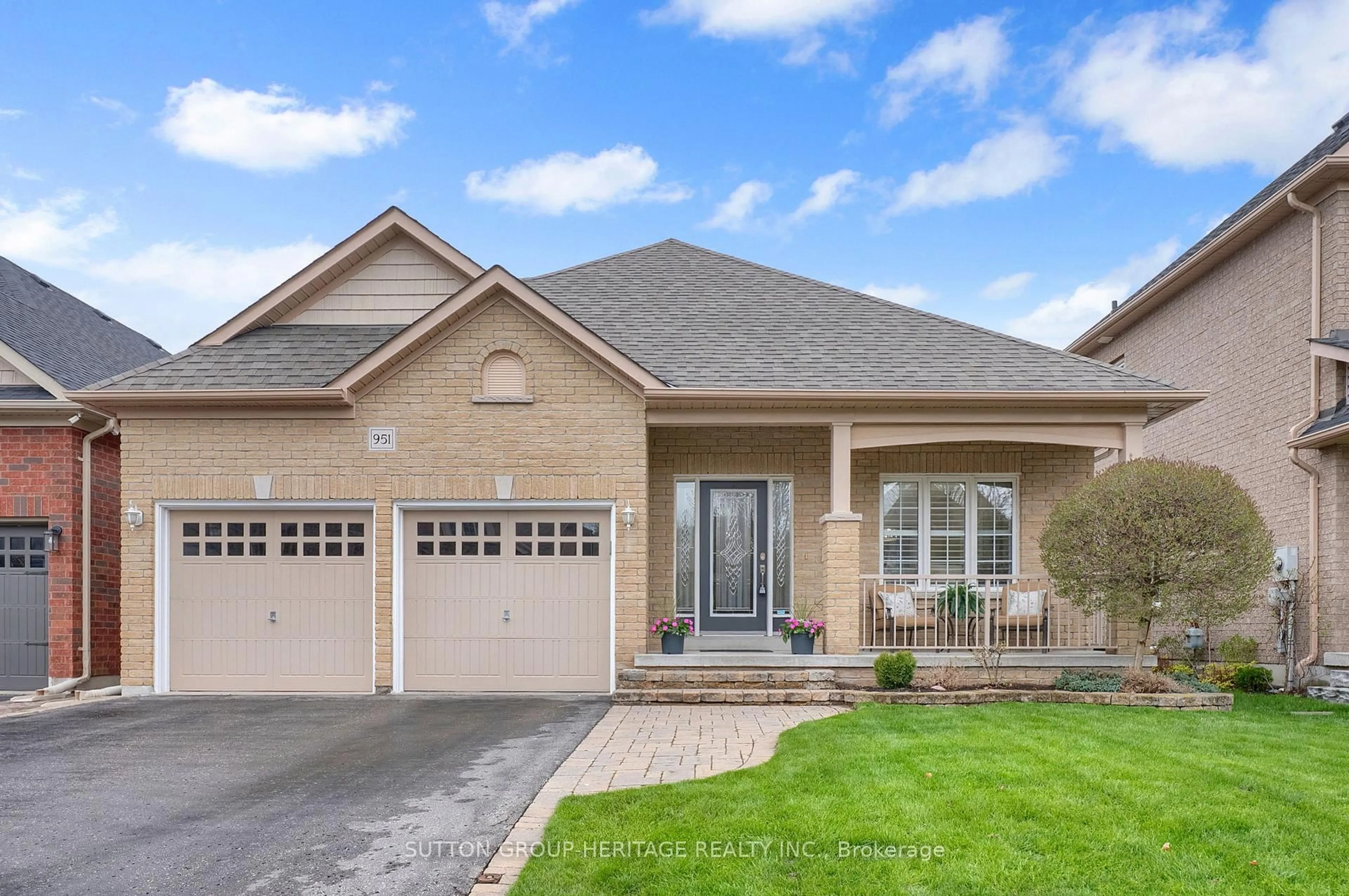 Home with brick exterior material, street for 951 Barbados St, Oshawa Ontario L1J 0A6