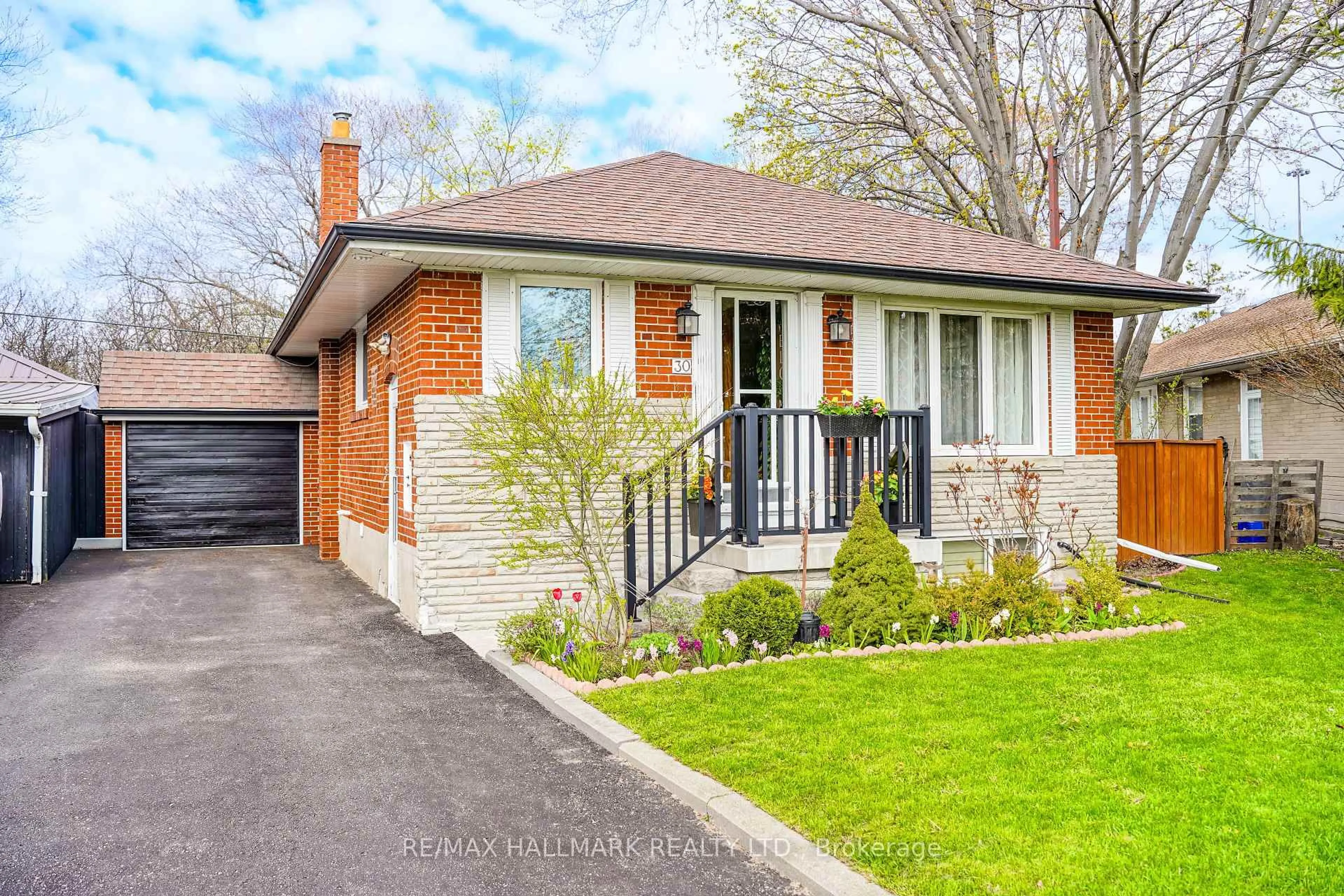 Home with brick exterior material, street for 30 Shandon Dr, Toronto Ontario M1R 4M5
