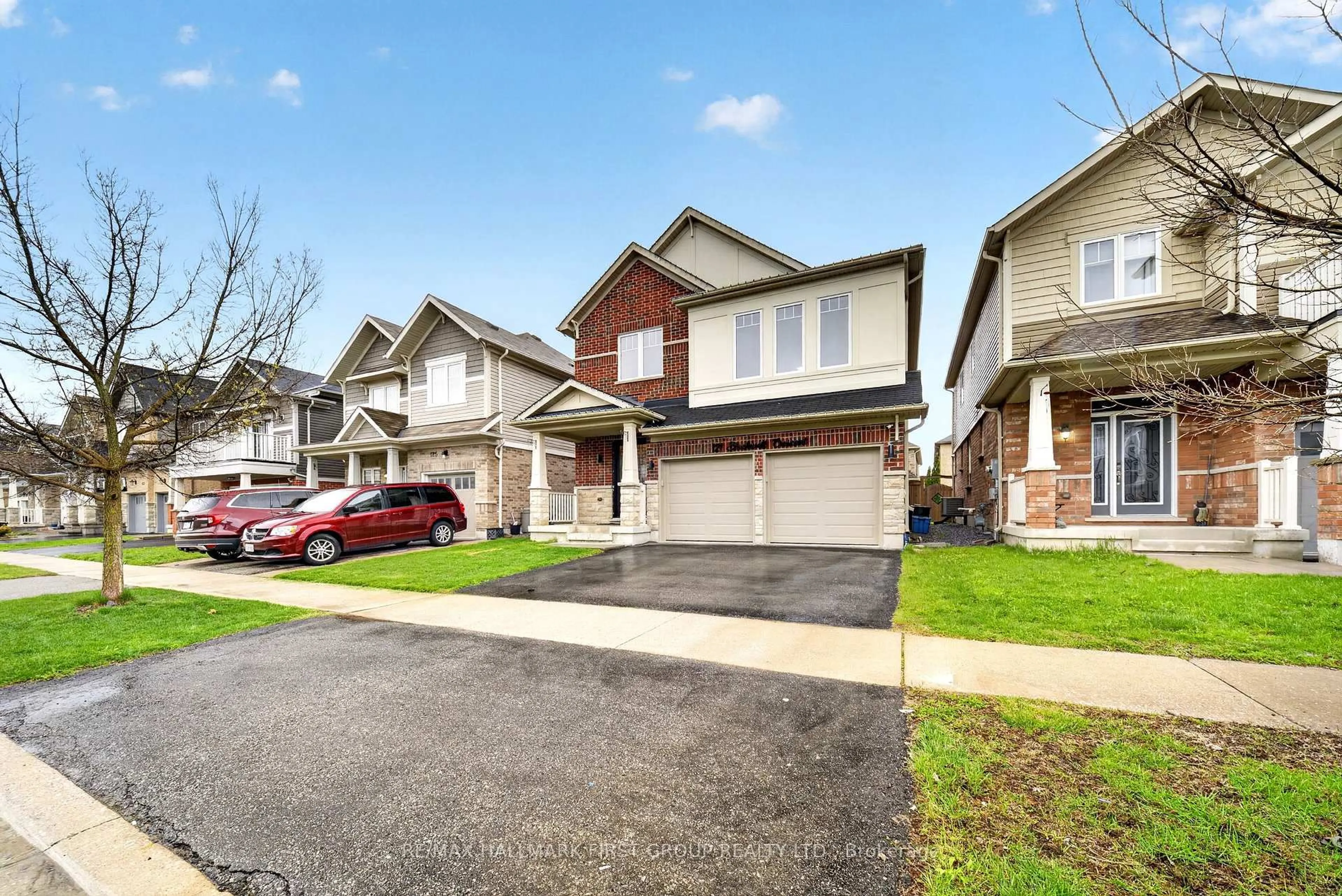 Home with brick exterior material, street for 121 Blackwell Cres, Oshawa Ontario L1L 0C1