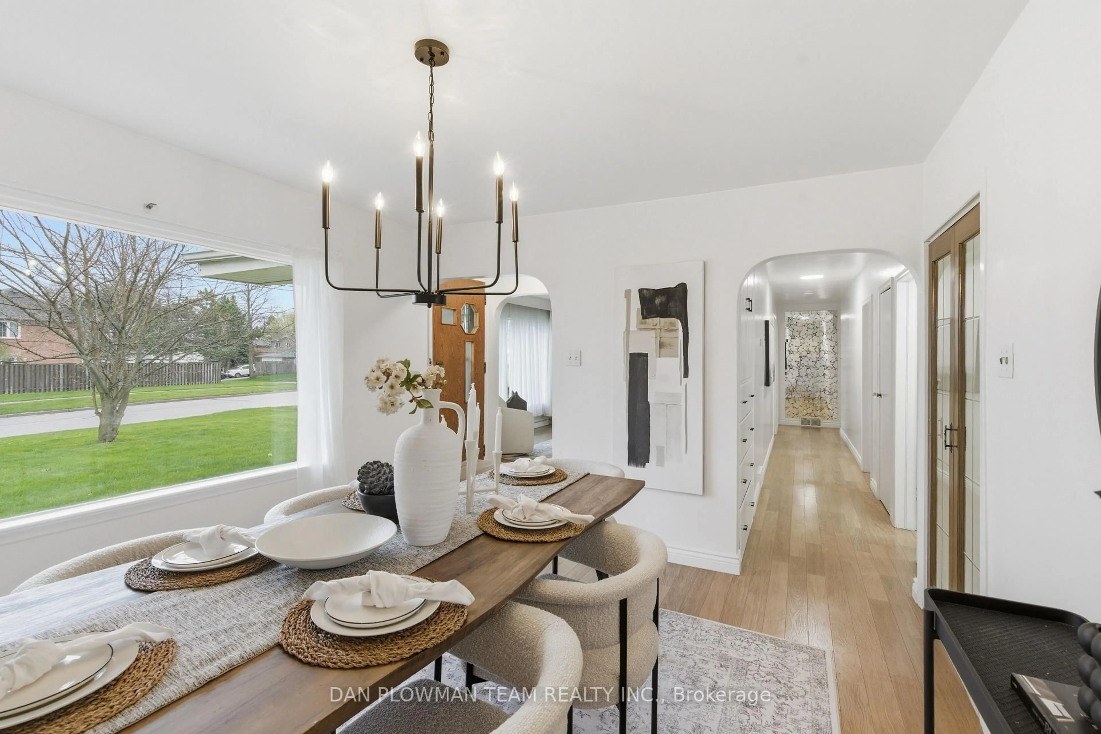 Dining room, unknown for 108 Powell Rd, Whitby Ontario L1N 2H3