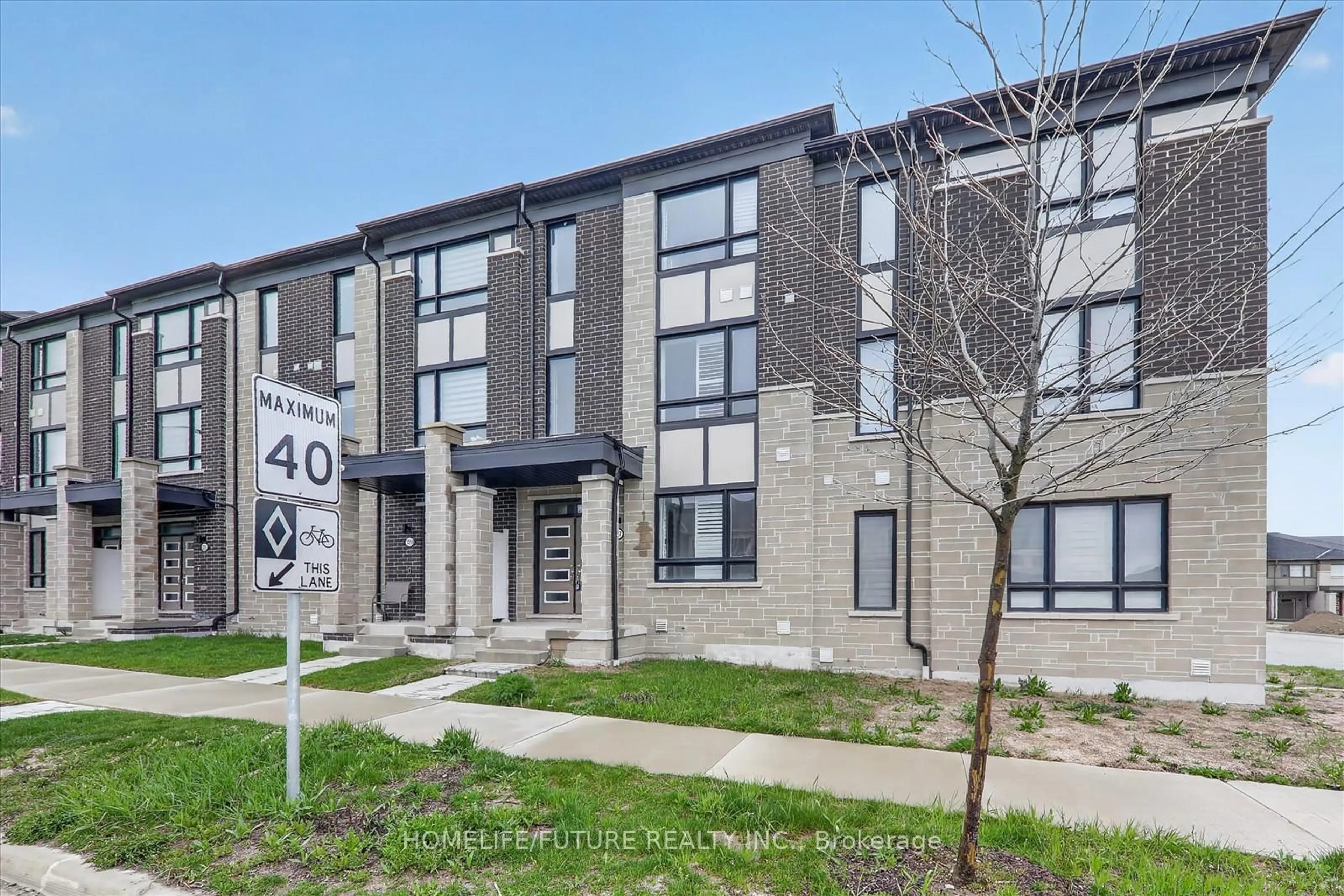 Unknown for 3217 Brigadier Ave, Pickering Ontario L1X 0N4