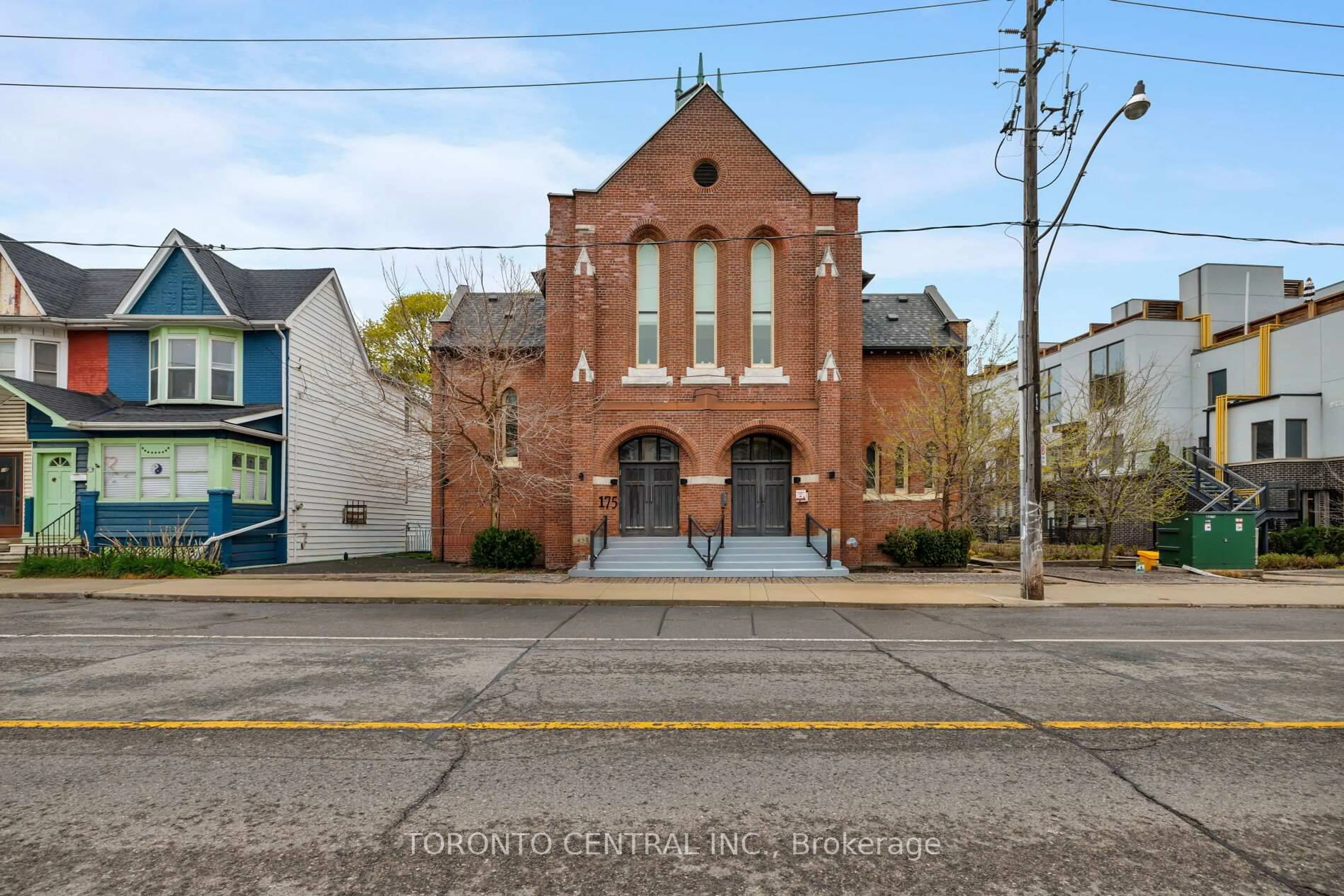 Unknown for 175 Jones Ave #2, Toronto Ontario M4M 3A2