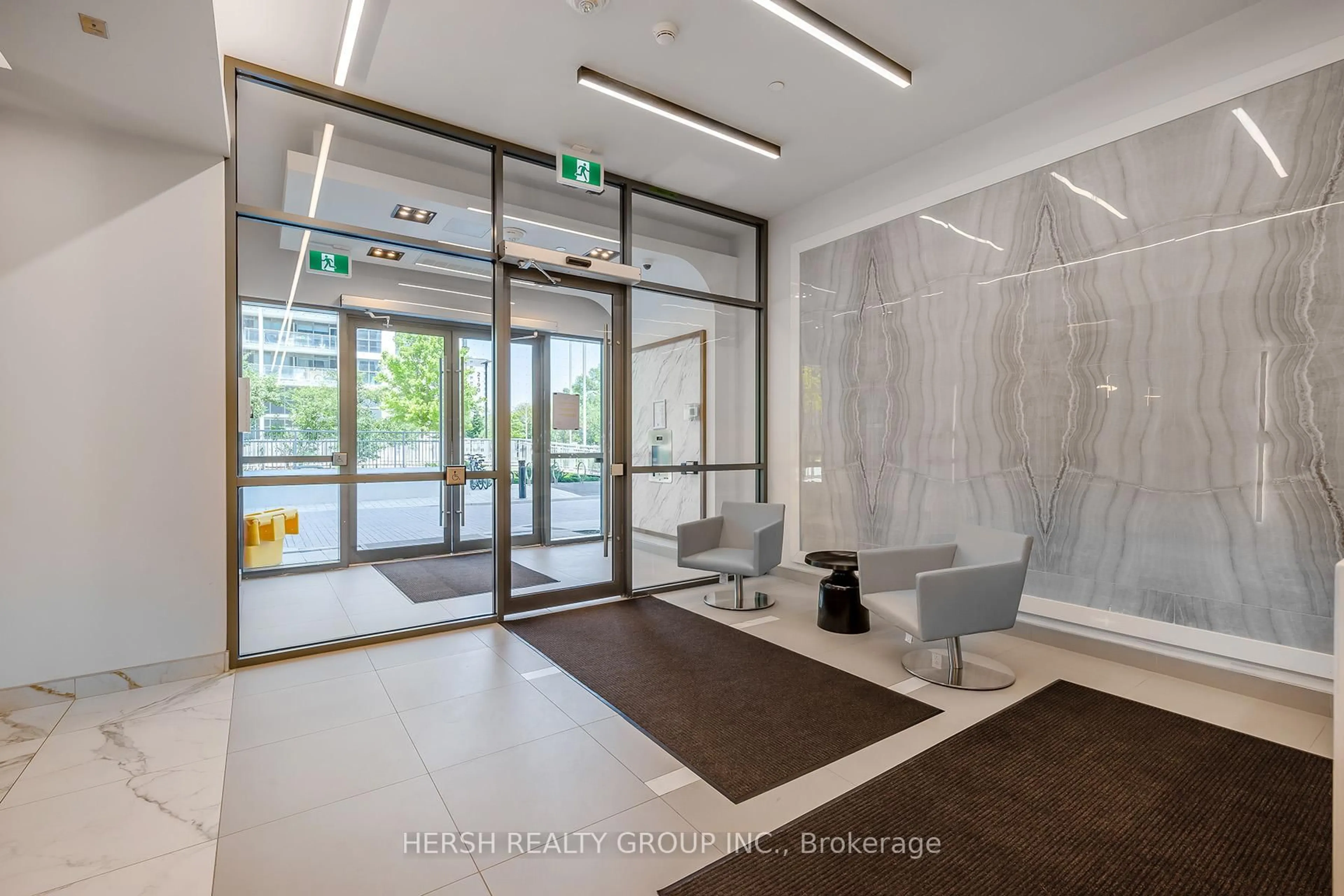 Indoor foyer for 10 Meadowglen Pl #1401, Toronto Ontario M1G 0A8