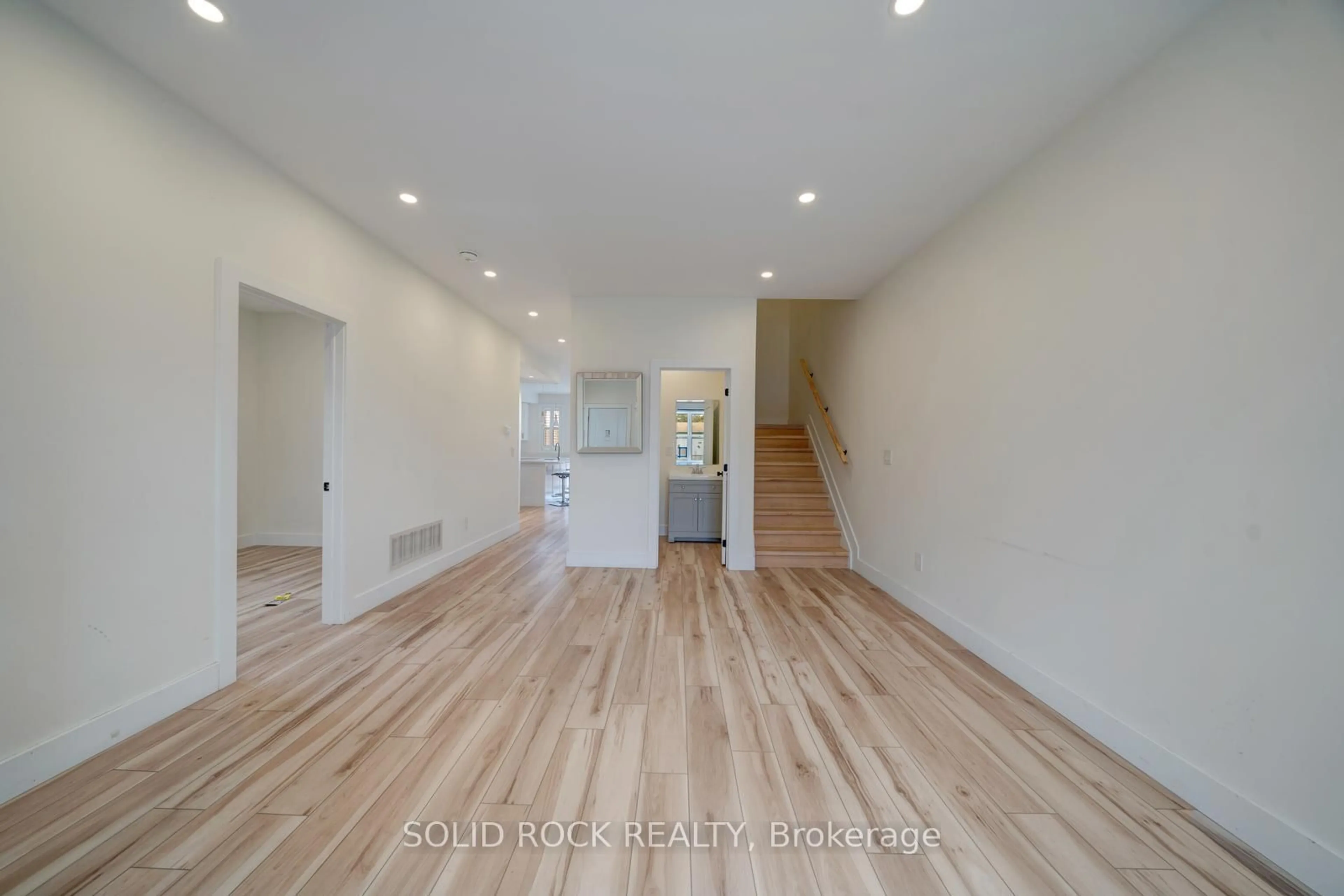 Unknown for 781 Oliva St, Pickering Ontario L1W 2V9