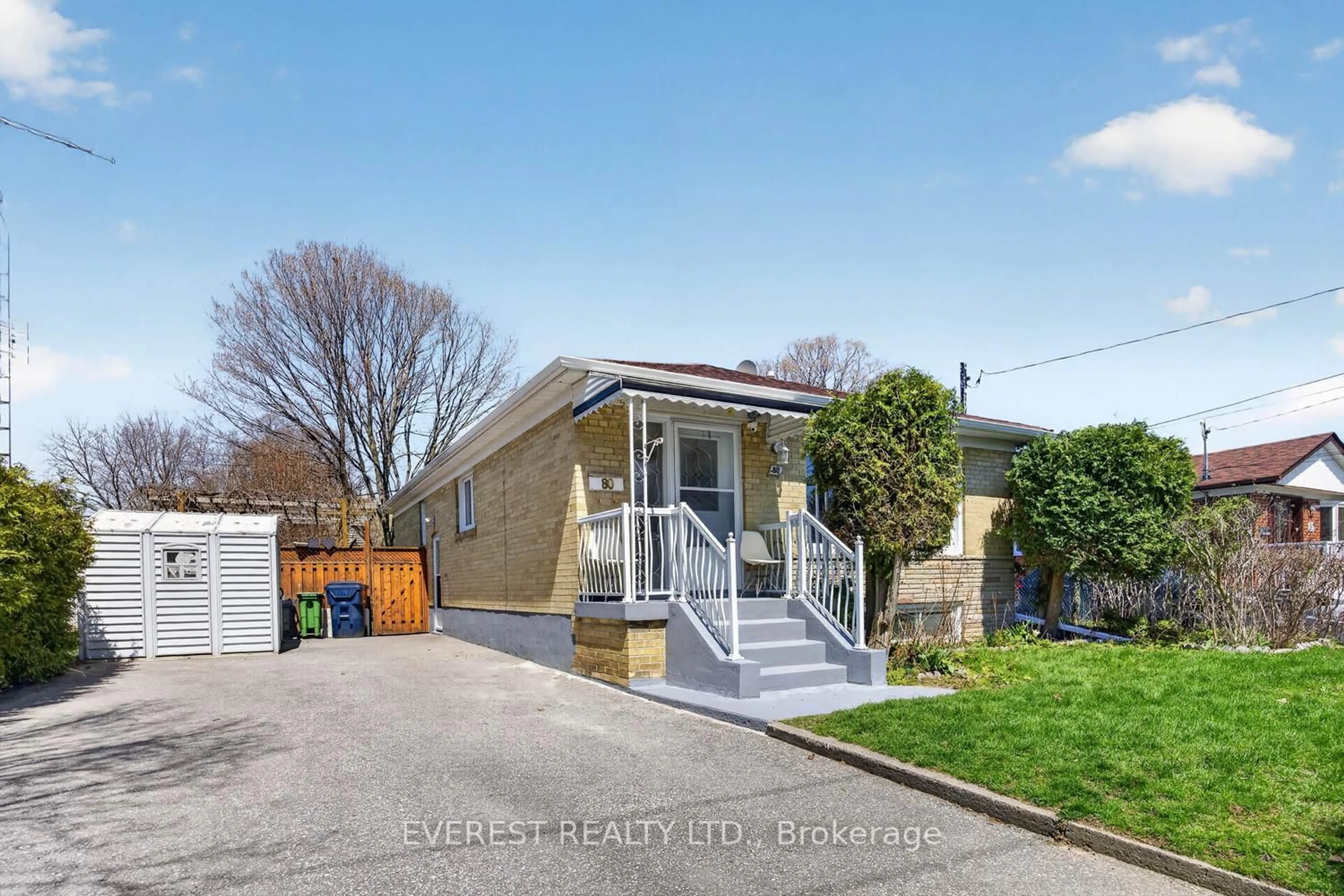 A pic from outside/outdoor area/front of a property/back of a property/a pic from drone, street for 80 Nelson St, Toronto Ontario M1J 2V8
