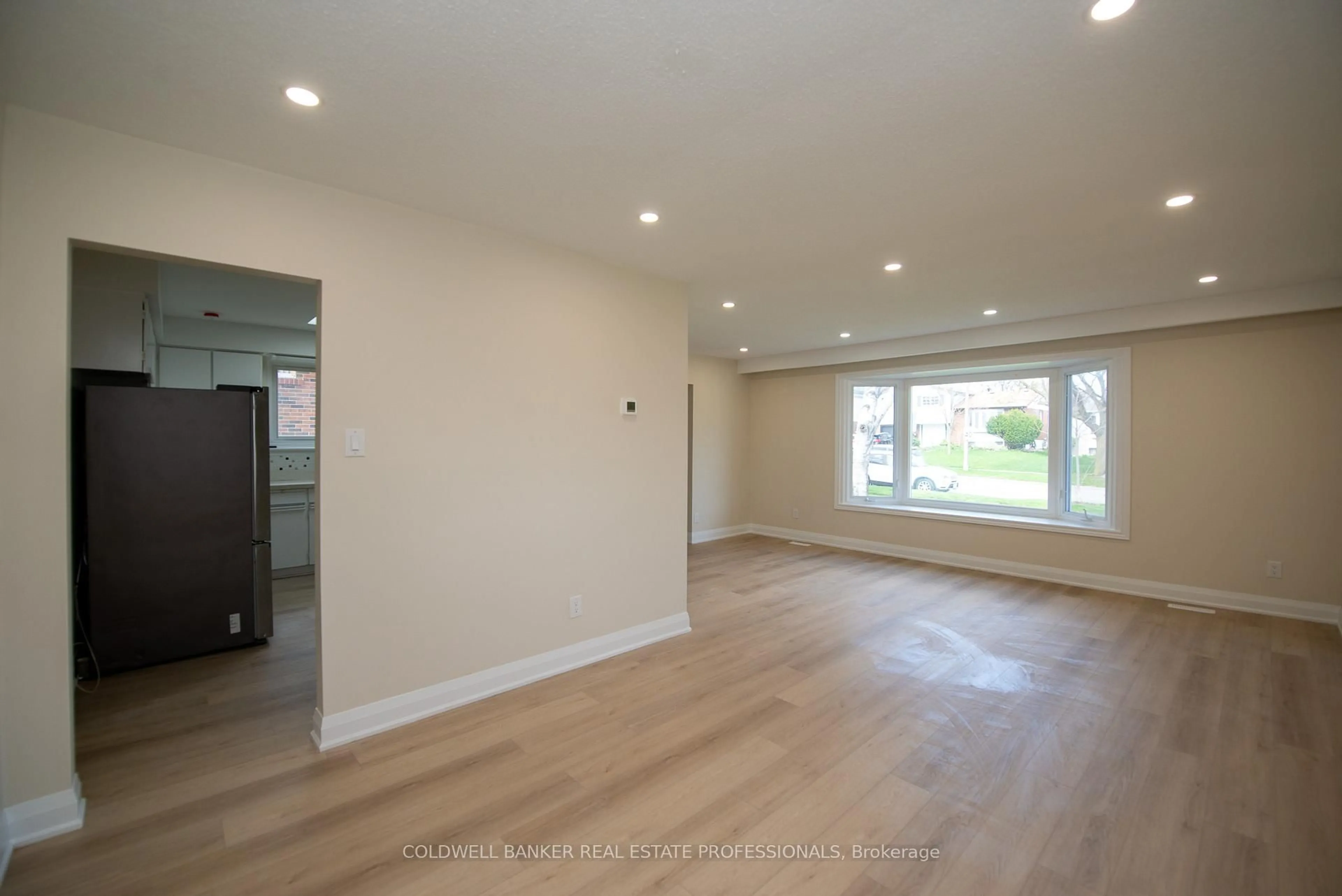 A pic of a room for 133 Clover Ridge Dr, Ajax Ontario L1S 1H3