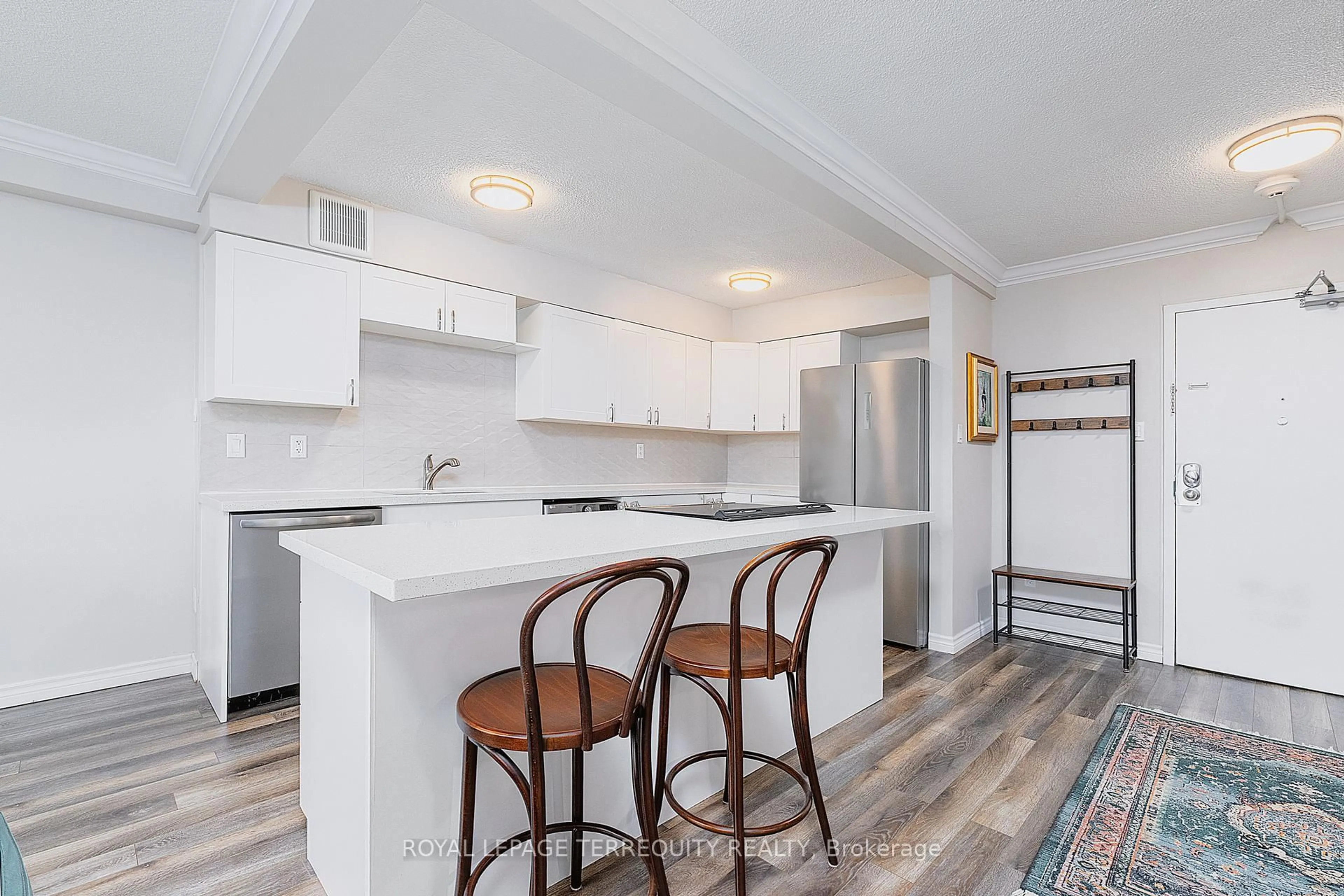 Open concept kitchen, unknown for 1210 Radom St #1701, Pickering Ontario L1W 2Z3