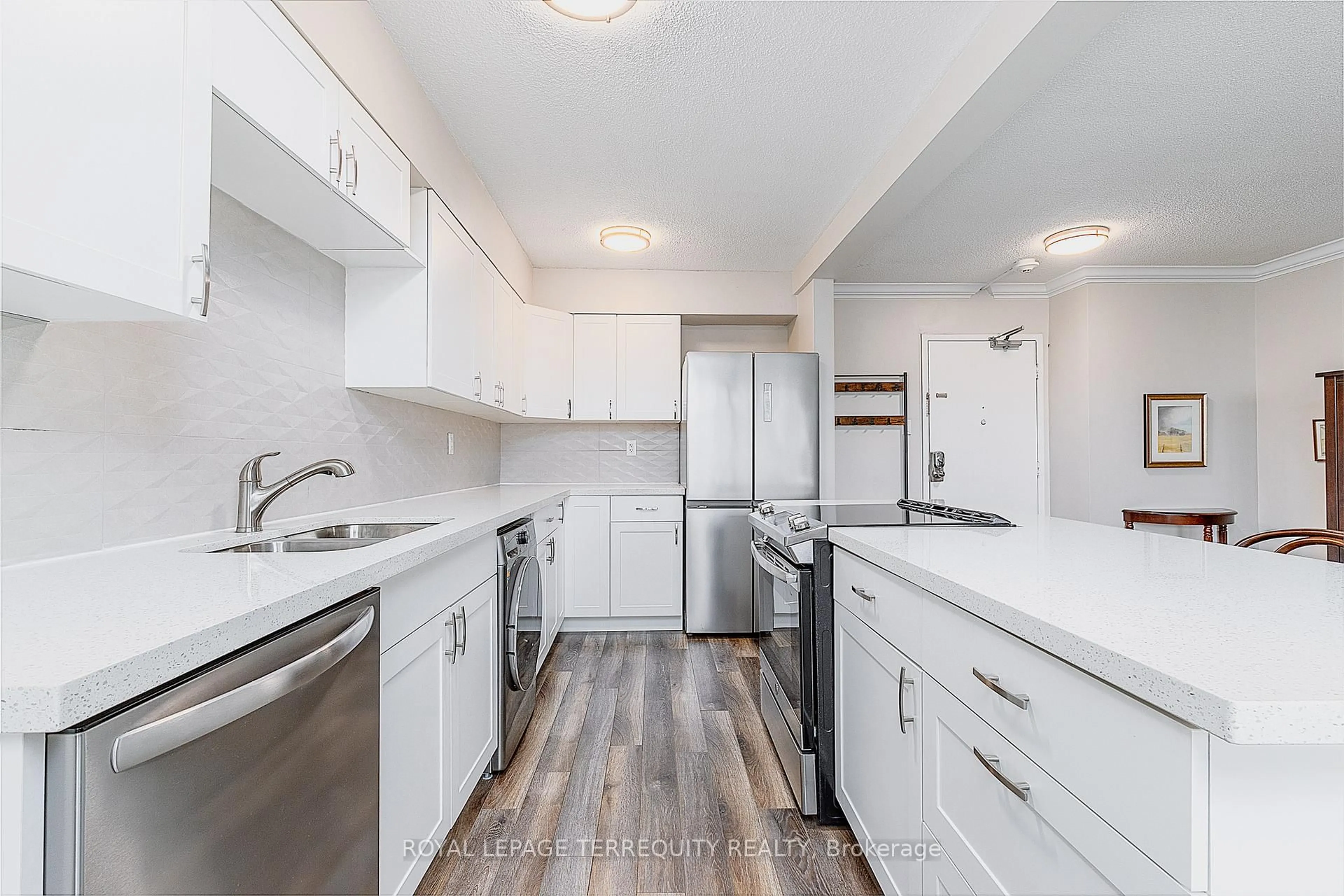 Unknown for 1210 Radom St #1701, Pickering Ontario L1W 2Z3