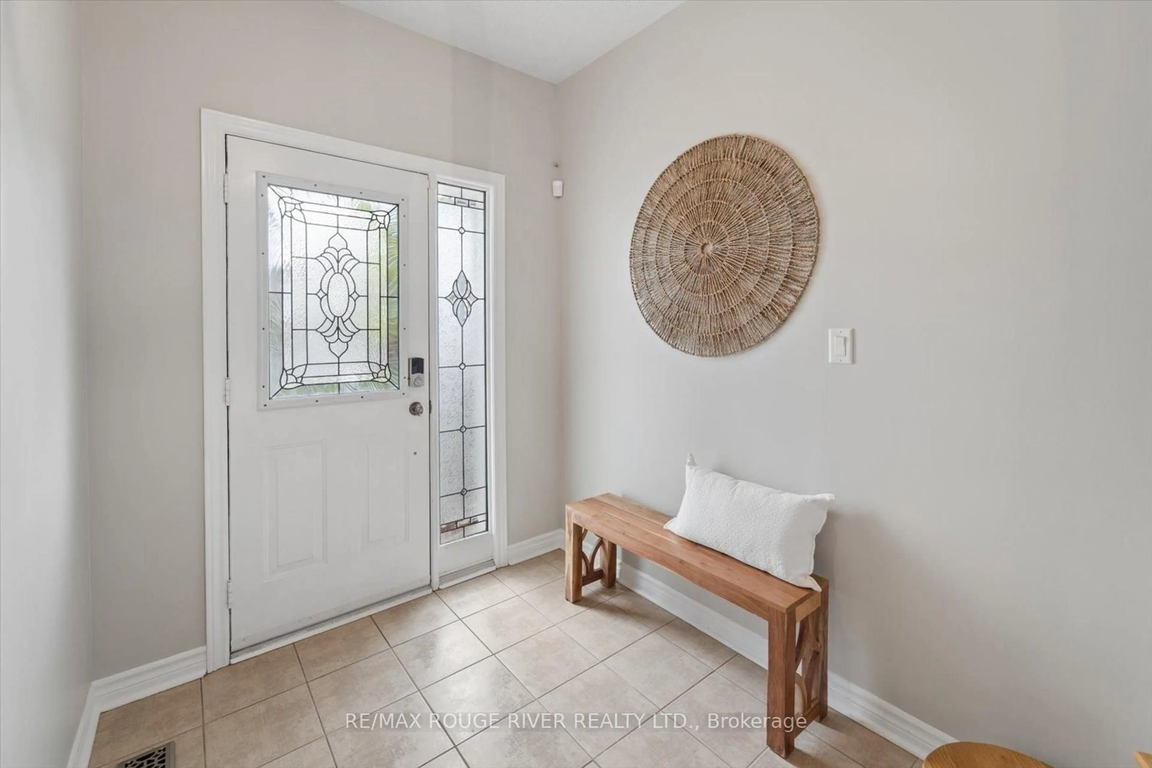 Indoor entryway for 169 Wilshire Dr, Whitby Ontario L1M 2L7