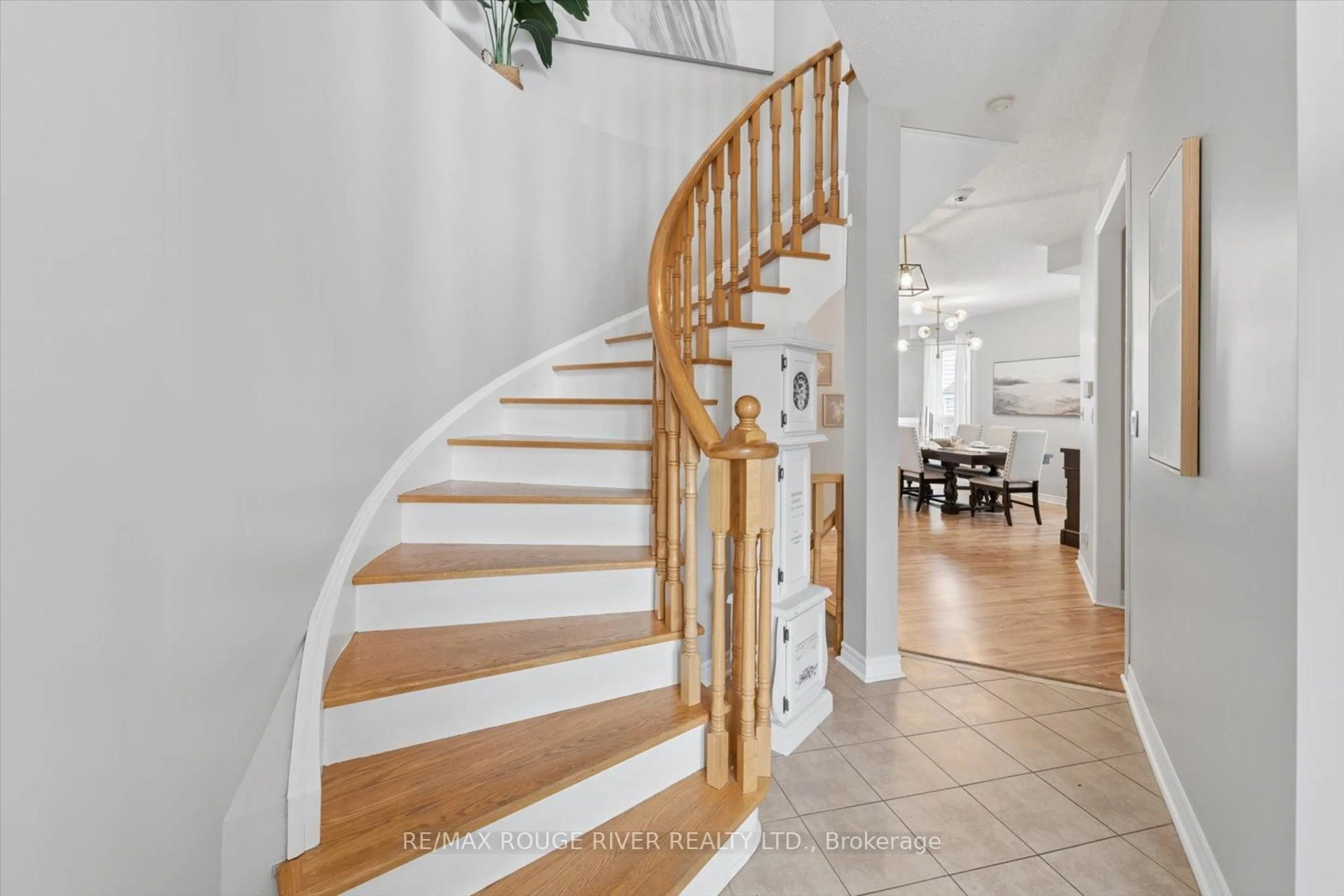 Unknown for 169 Wilshire Dr, Whitby Ontario L1M 2L7