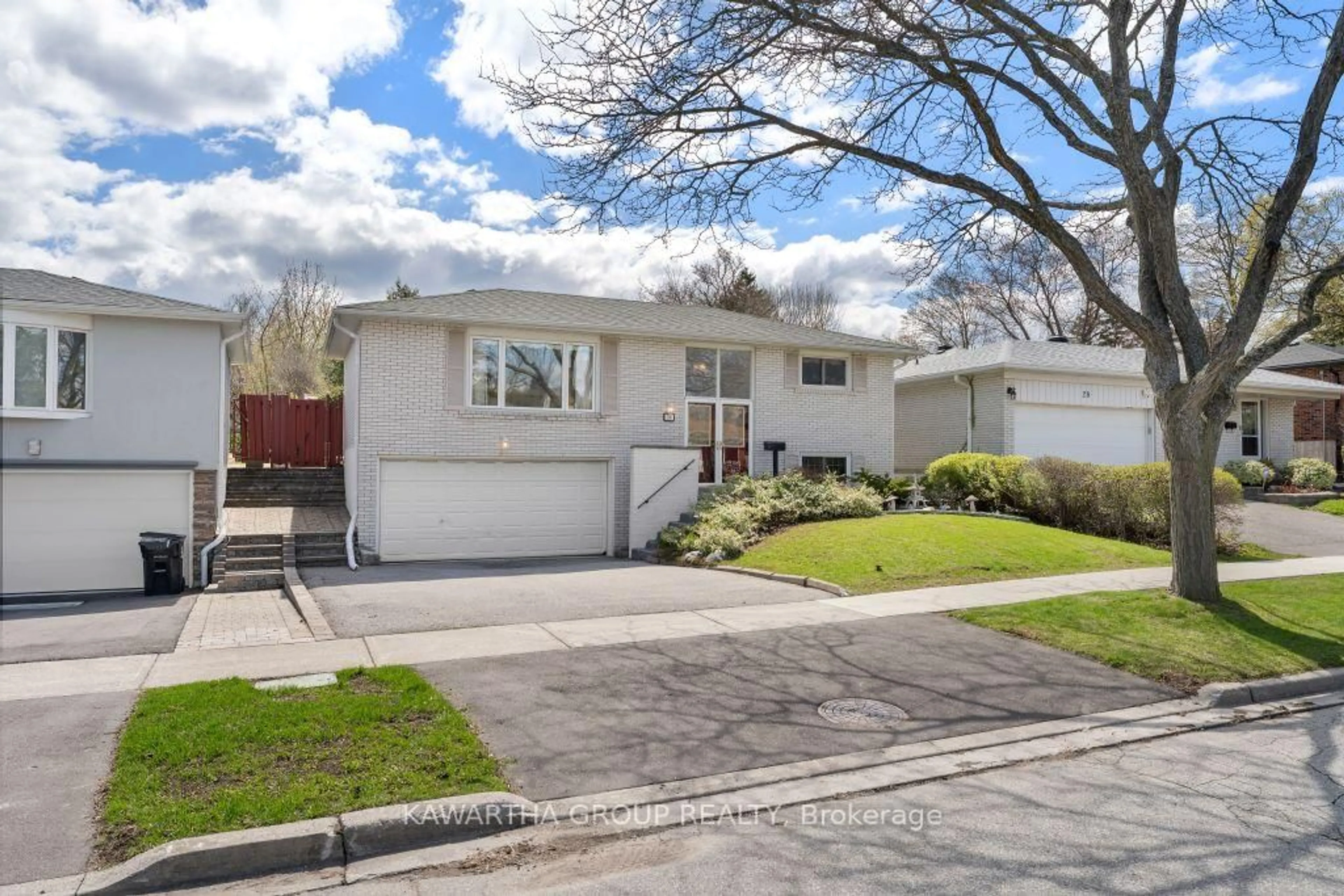 Home with vinyl exterior material, street for 26 Wichey Rd, Toronto Ontario M1C 2H6