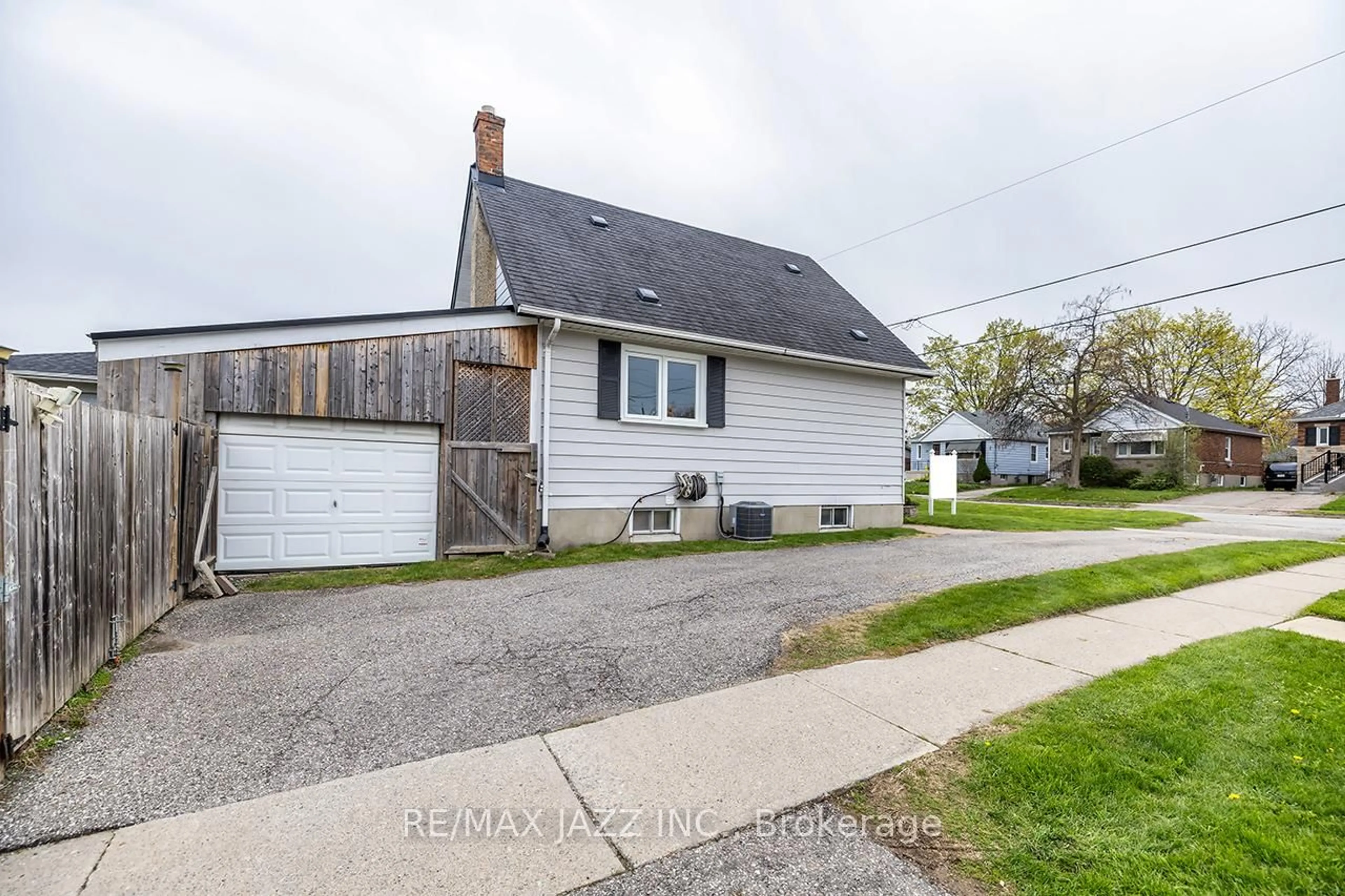 Unknown for 45 Wilson Rd, Oshawa Ontario L1H 6B6