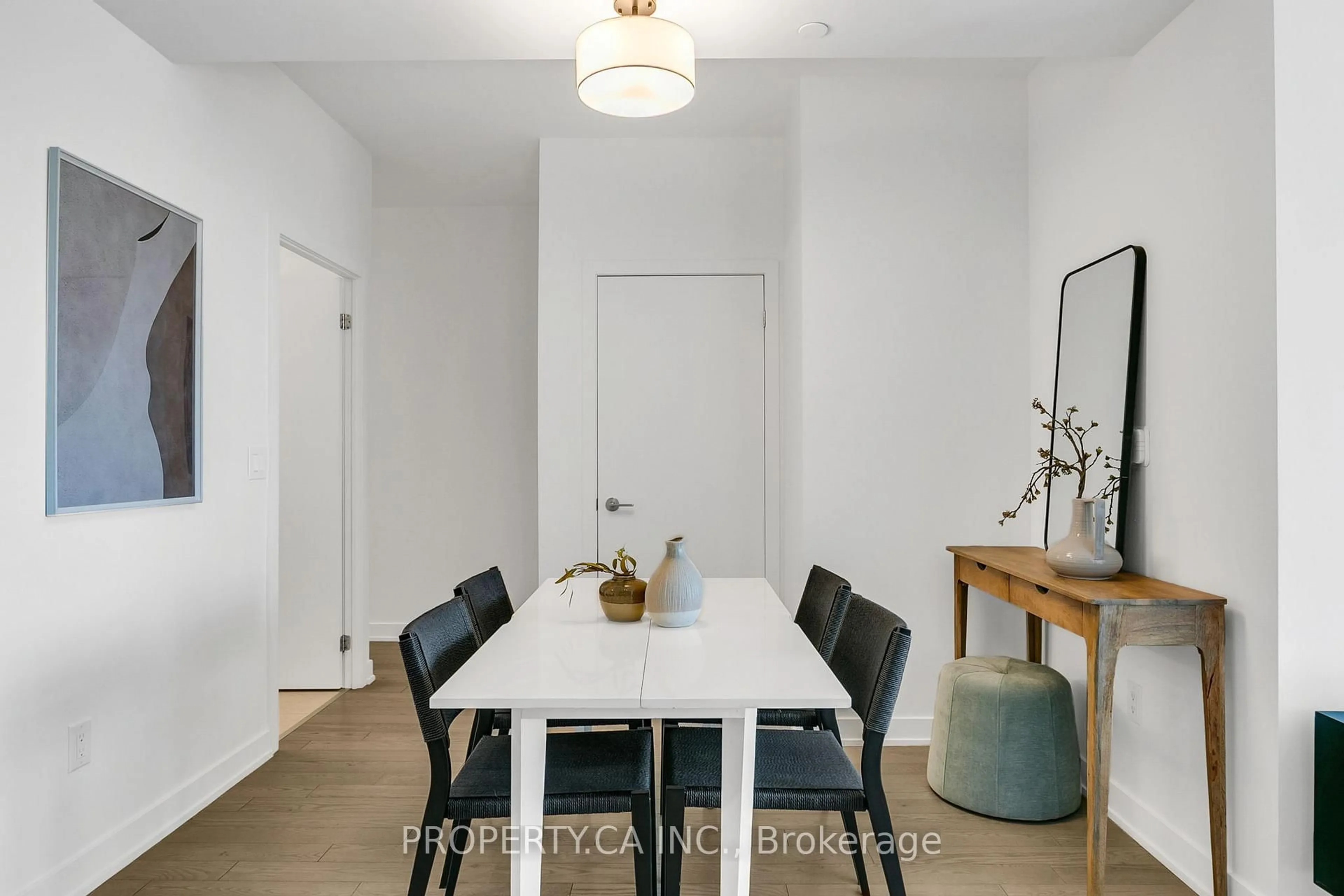 Dining room, unknown for 630 Greenwood Ave #505, Toronto Ontario M4J 0A8