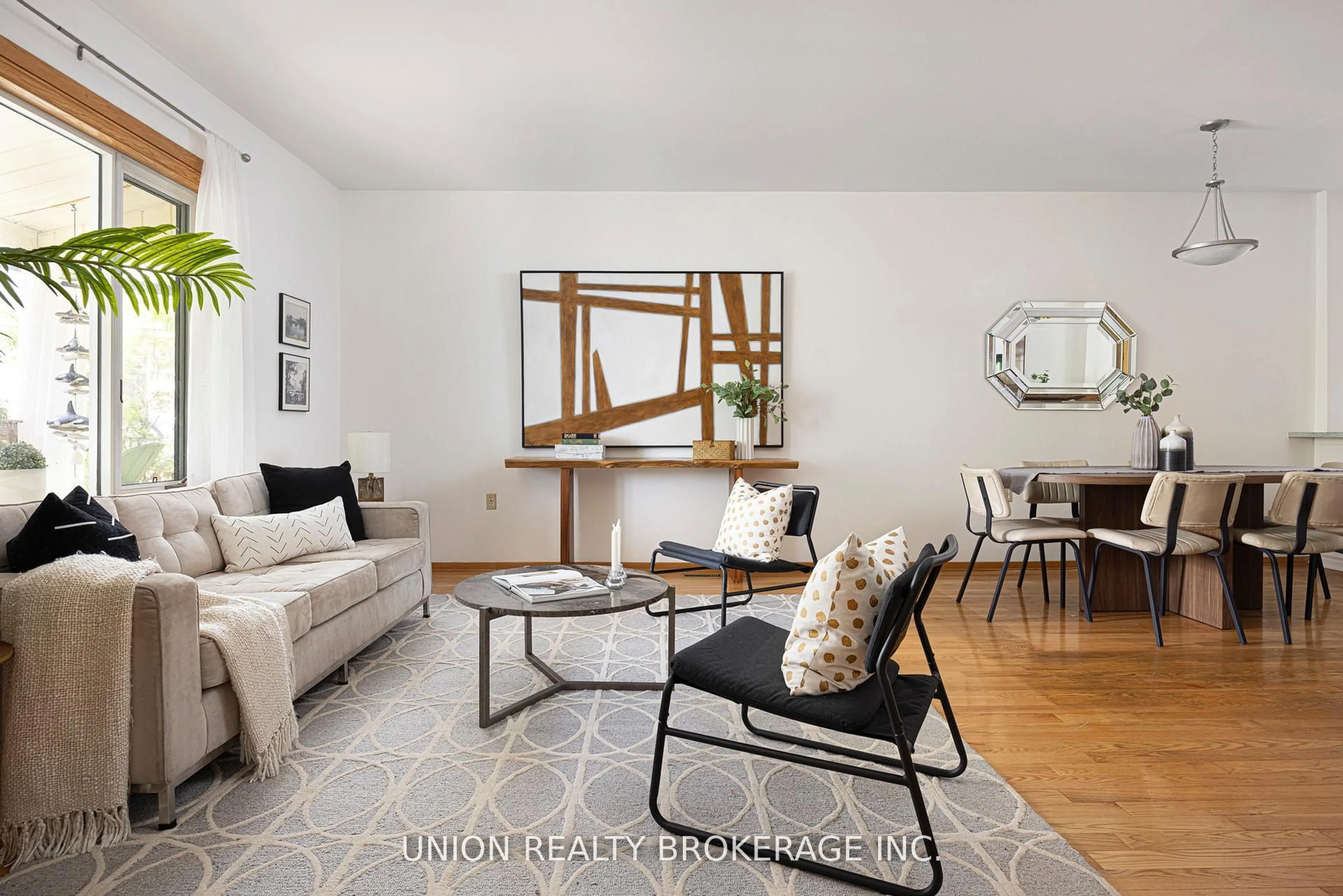 Living room with furniture, unknown for 9 Elmer Ave, Toronto Ontario M4L 3R6