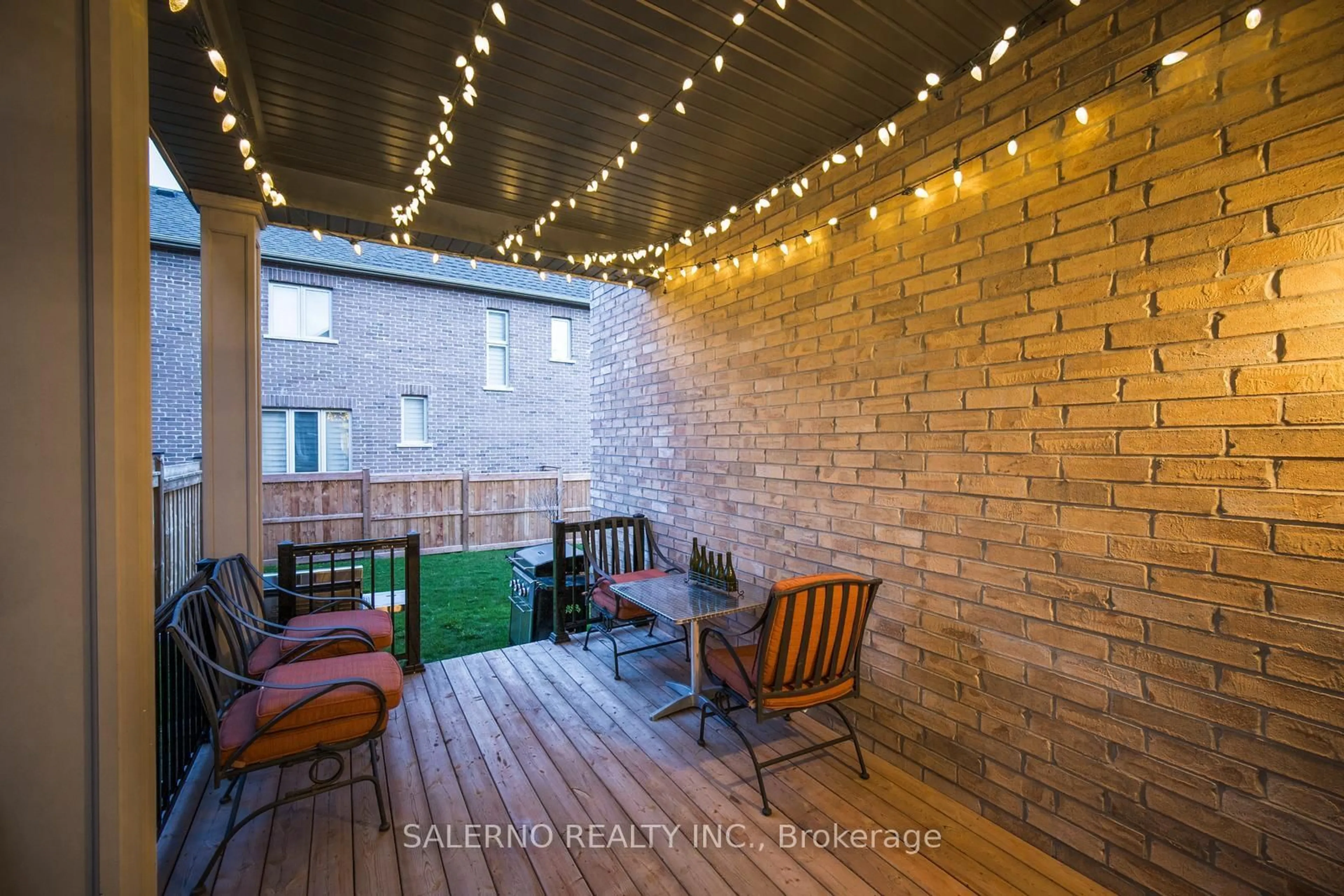 Patio, street for 55 Christine Elliott Ave, Whitby Ontario L1P 0C8