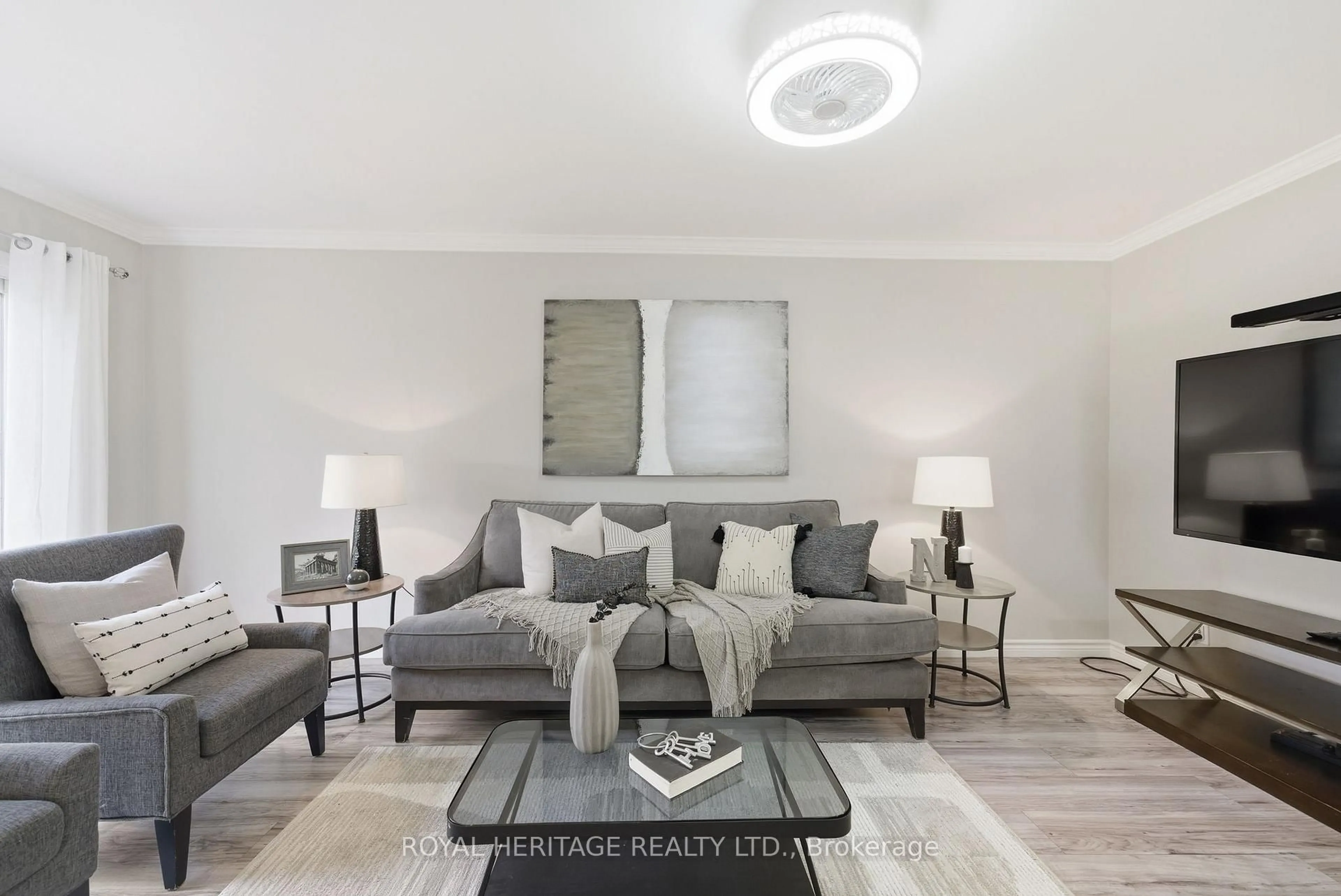 Living room with furniture, unknown for 24 Summerlea Crt, Clarington Ontario L1E 1B5