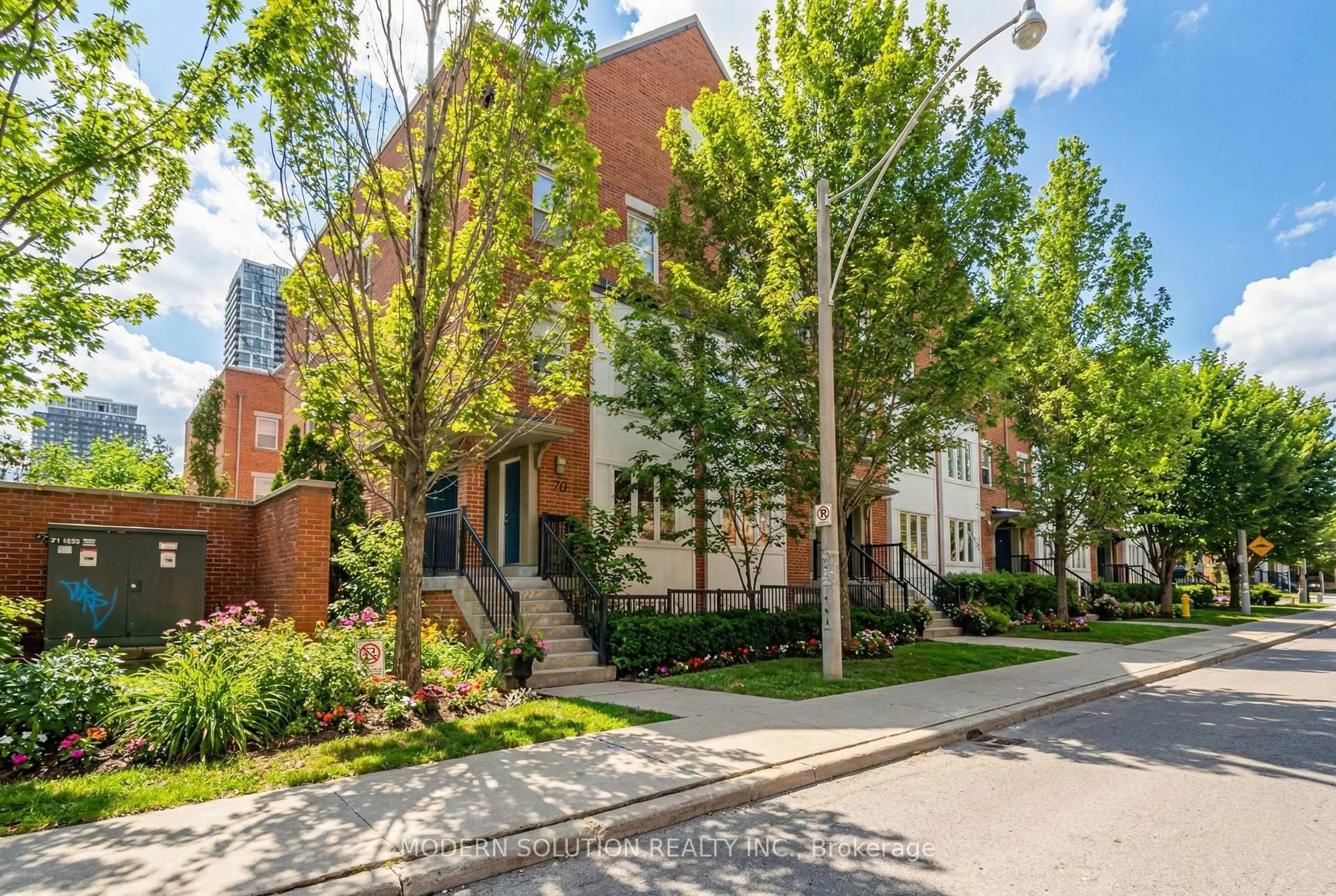 Home with brick exterior material, street for 70 Munro St #3, Toronto Ontario M4M 2S9