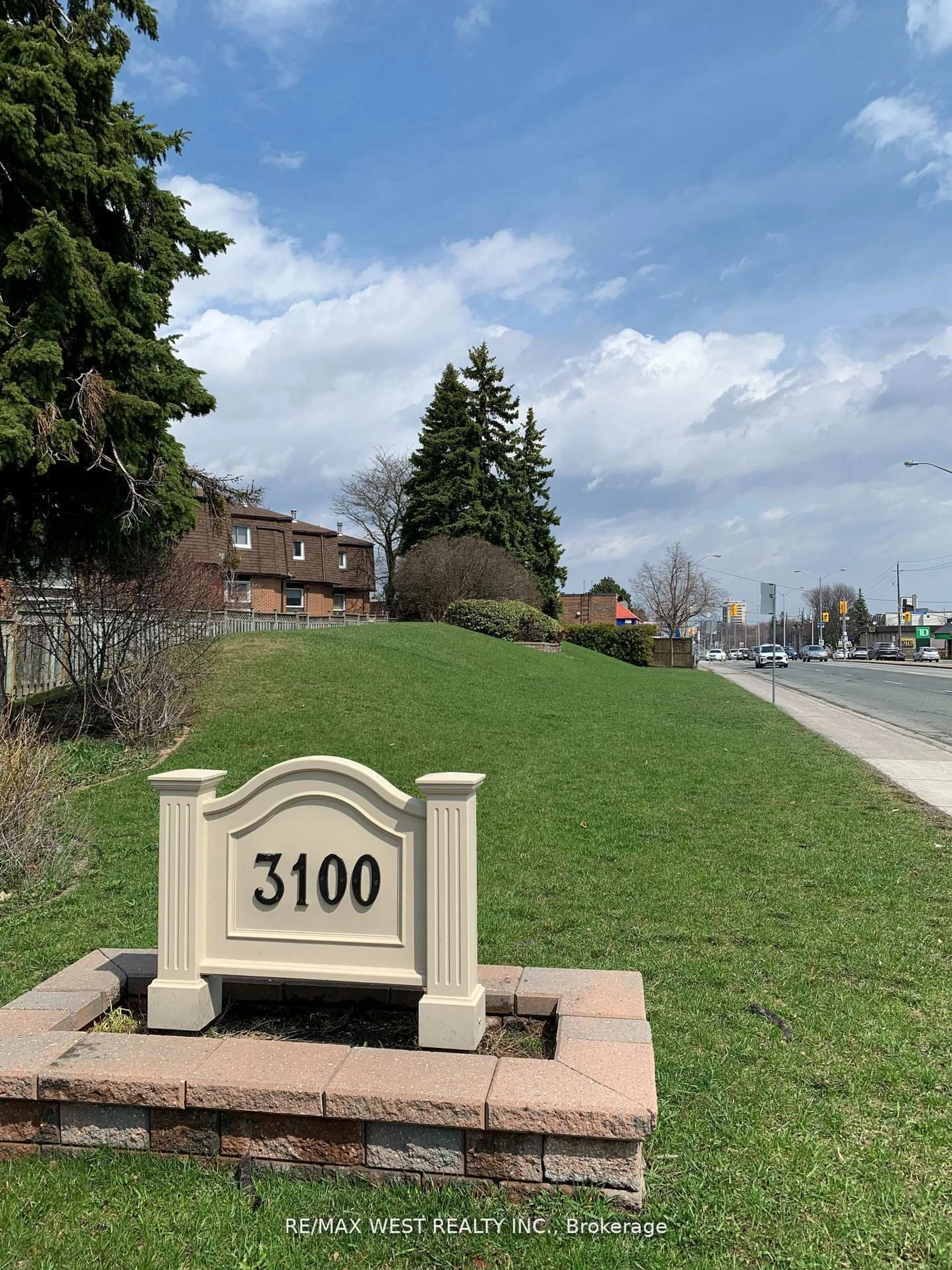 Unknown for 3100 Kingston Rd #14, Toronto Ontario M1M 3T4