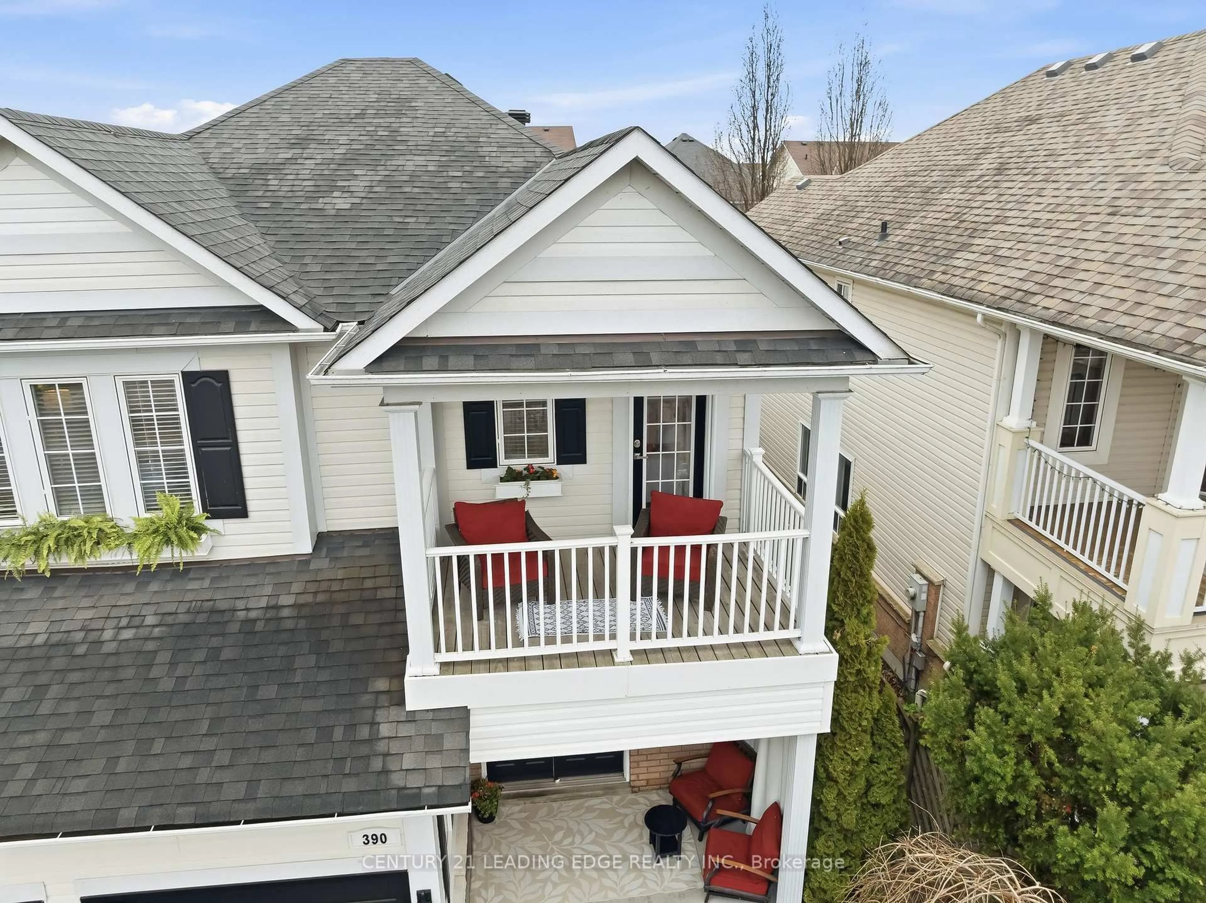 A pic from outside/outdoor area/front of a property/back of a property/a pic from drone, unknown for 390 Whitby Shores Green Way, Whitby Ontario L1N 9R5