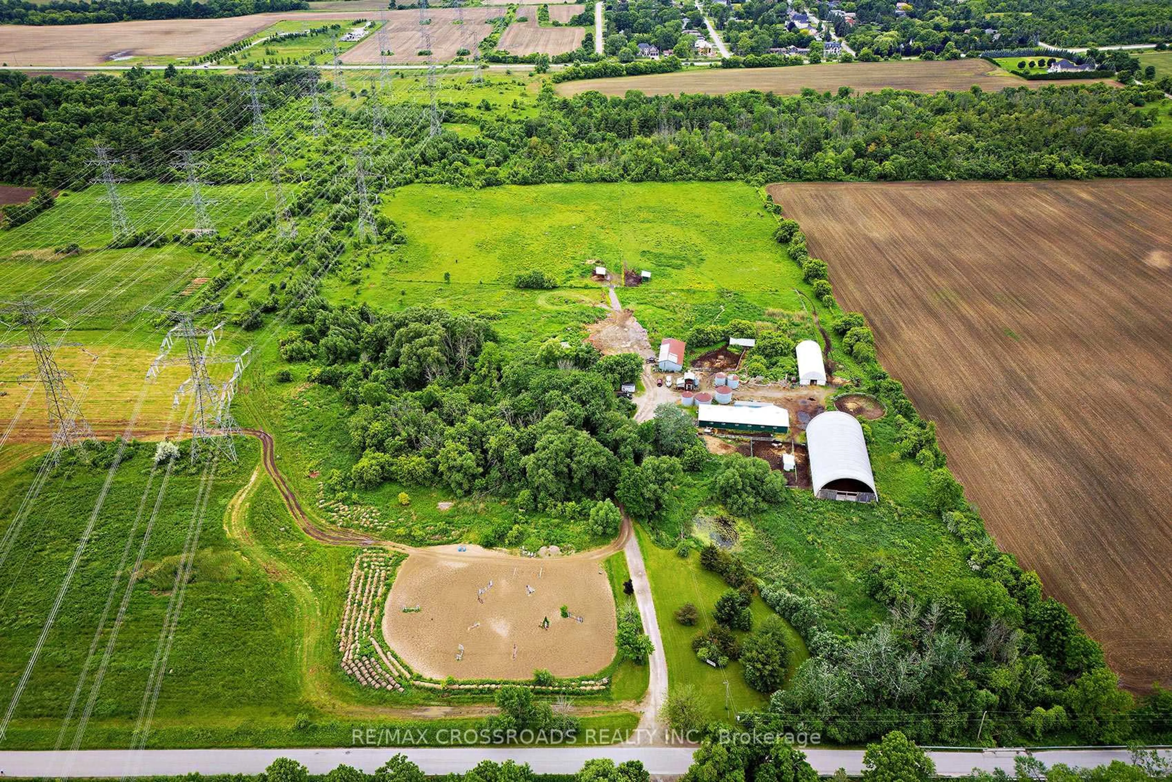 A pic from outside/outdoor area/front of a property/back of a property/a pic from drone, building for 2300 Rosebank Rd, Pickering Ontario L1X 2R5