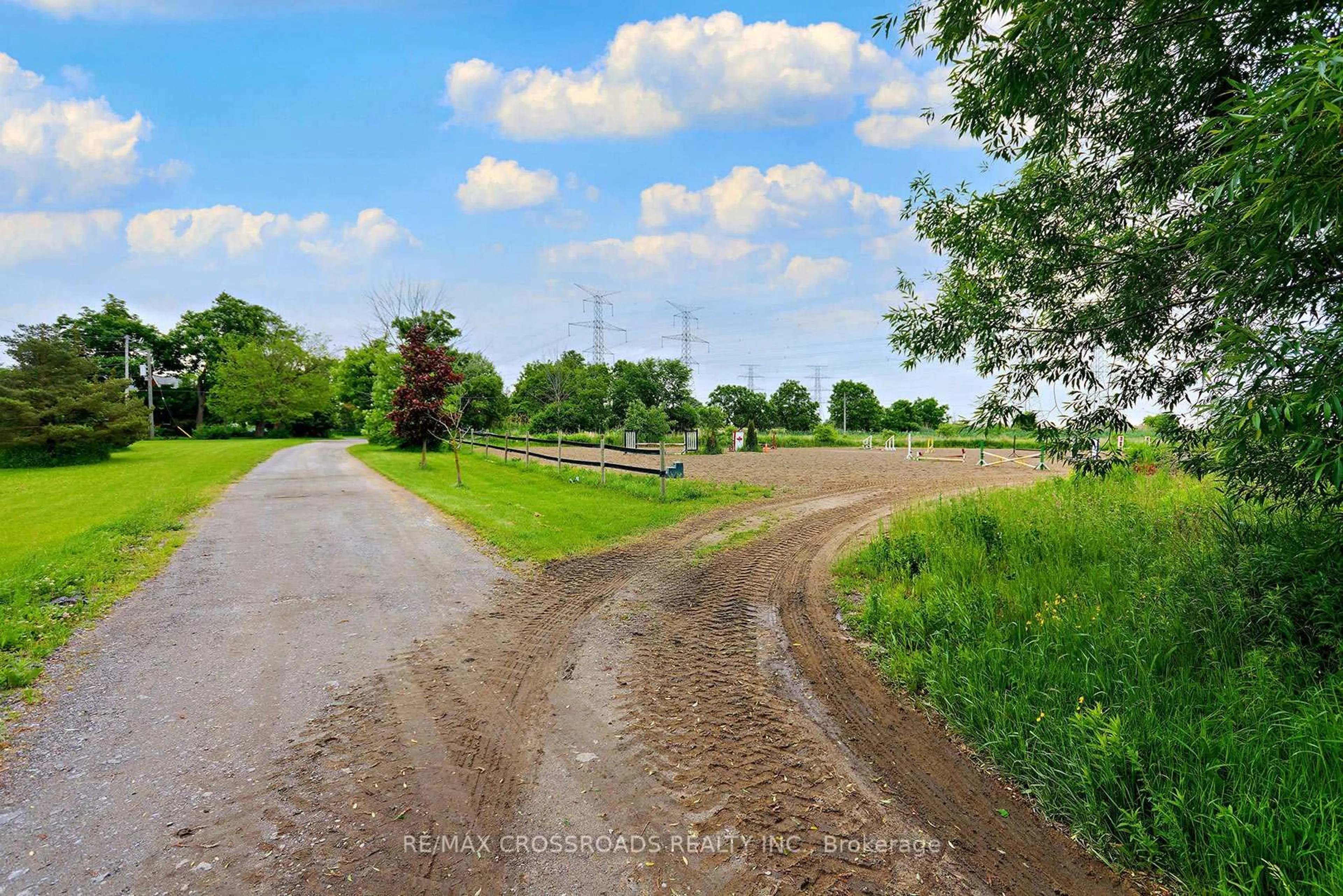 A pic from outside/outdoor area/front of a property/back of a property/a pic from drone, street for 2300 Rosebank Rd, Pickering Ontario L1X 2R5