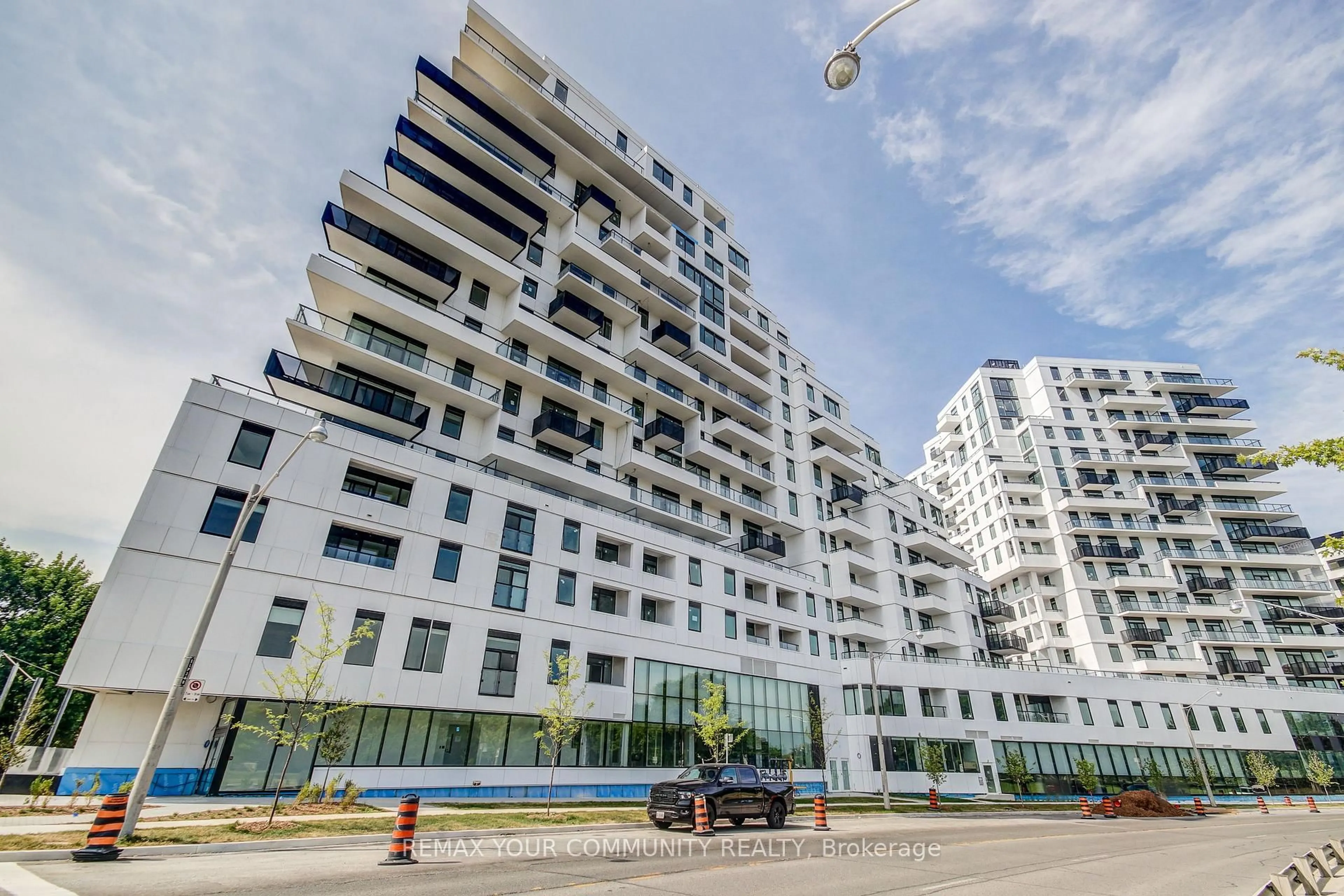 Unknown for 1050 Eastern Ave #323, Toronto Ontario M4L 0B7