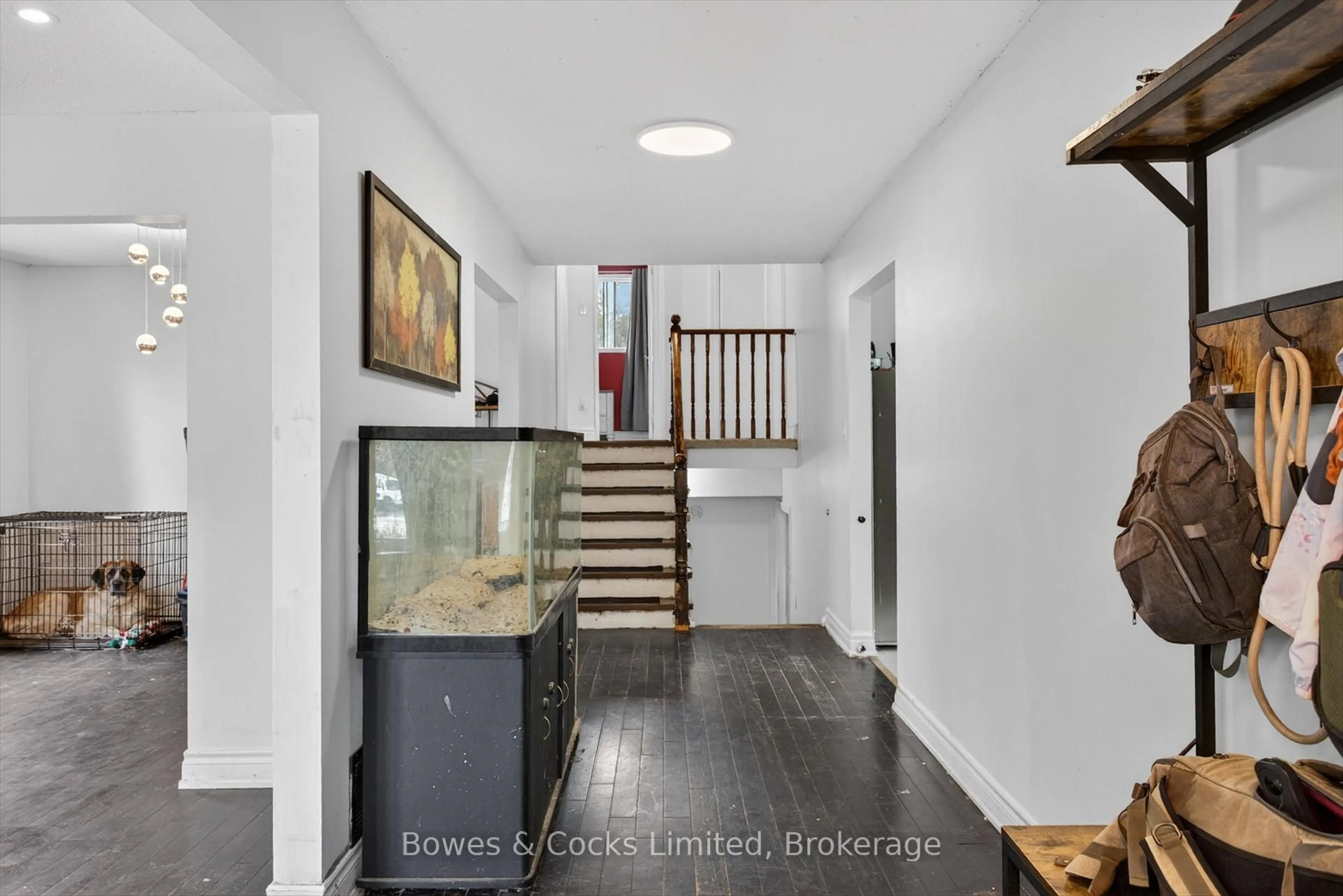 Indoor entryway for 4 Claret Rd, Clarington Ontario L1E 1V9