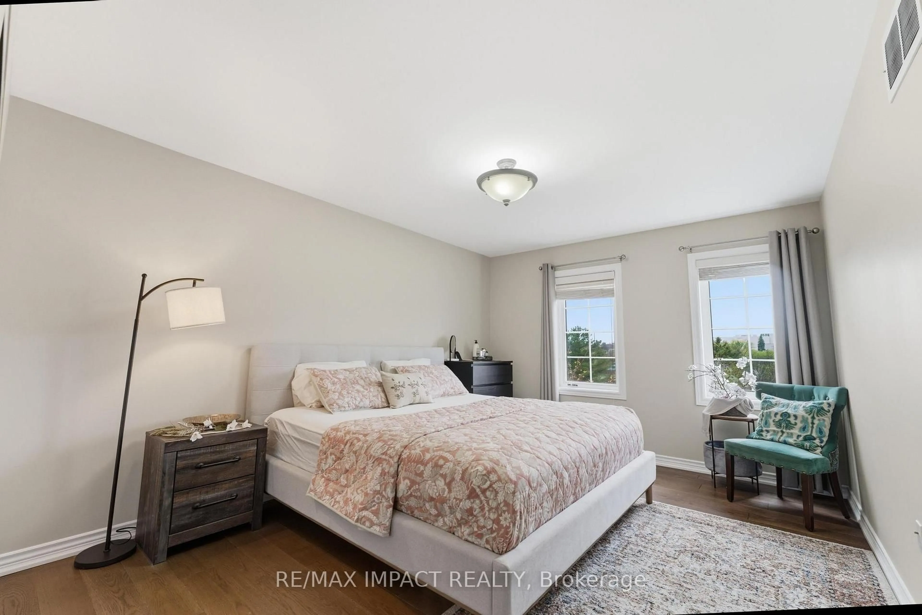 Bedroom with bed, unknown for 1459 Grandview St, Oshawa Ontario L1K 2N8
