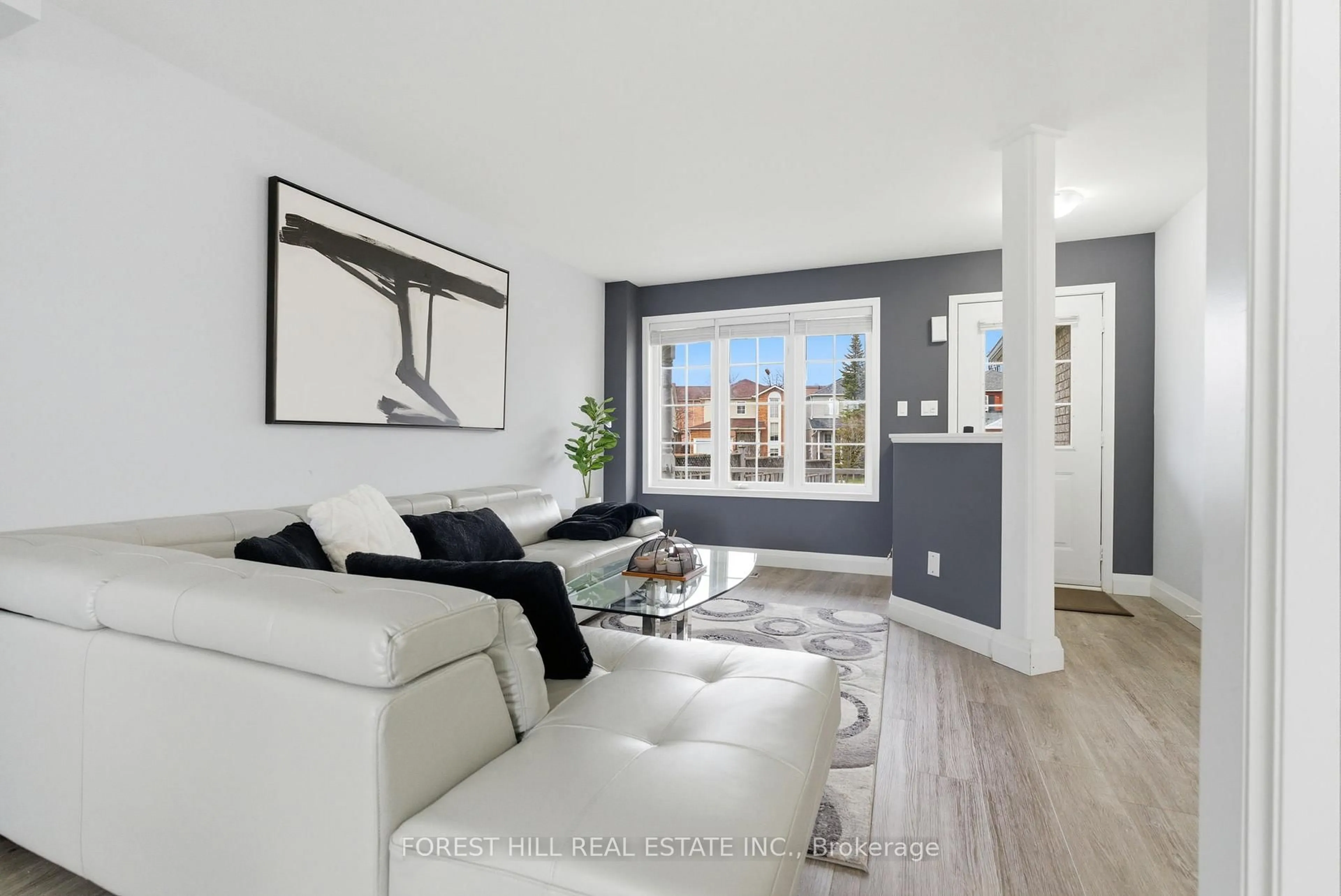 Living room with furniture, unknown for 1842 Dalhousie Cres, Oshawa Ontario L1G 8C5