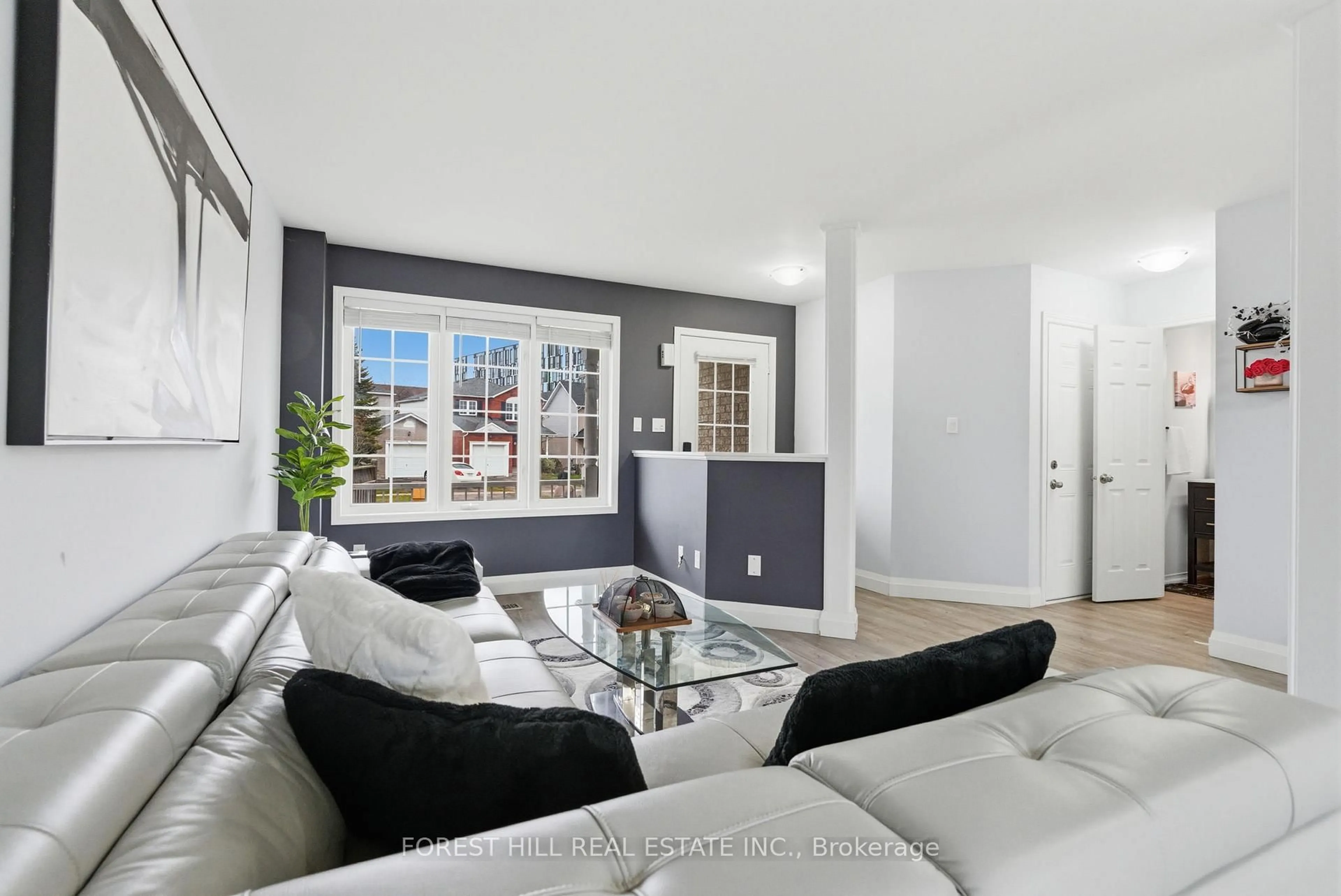 Living room with furniture, unknown for 1842 Dalhousie Cres, Oshawa Ontario L1G 8C5