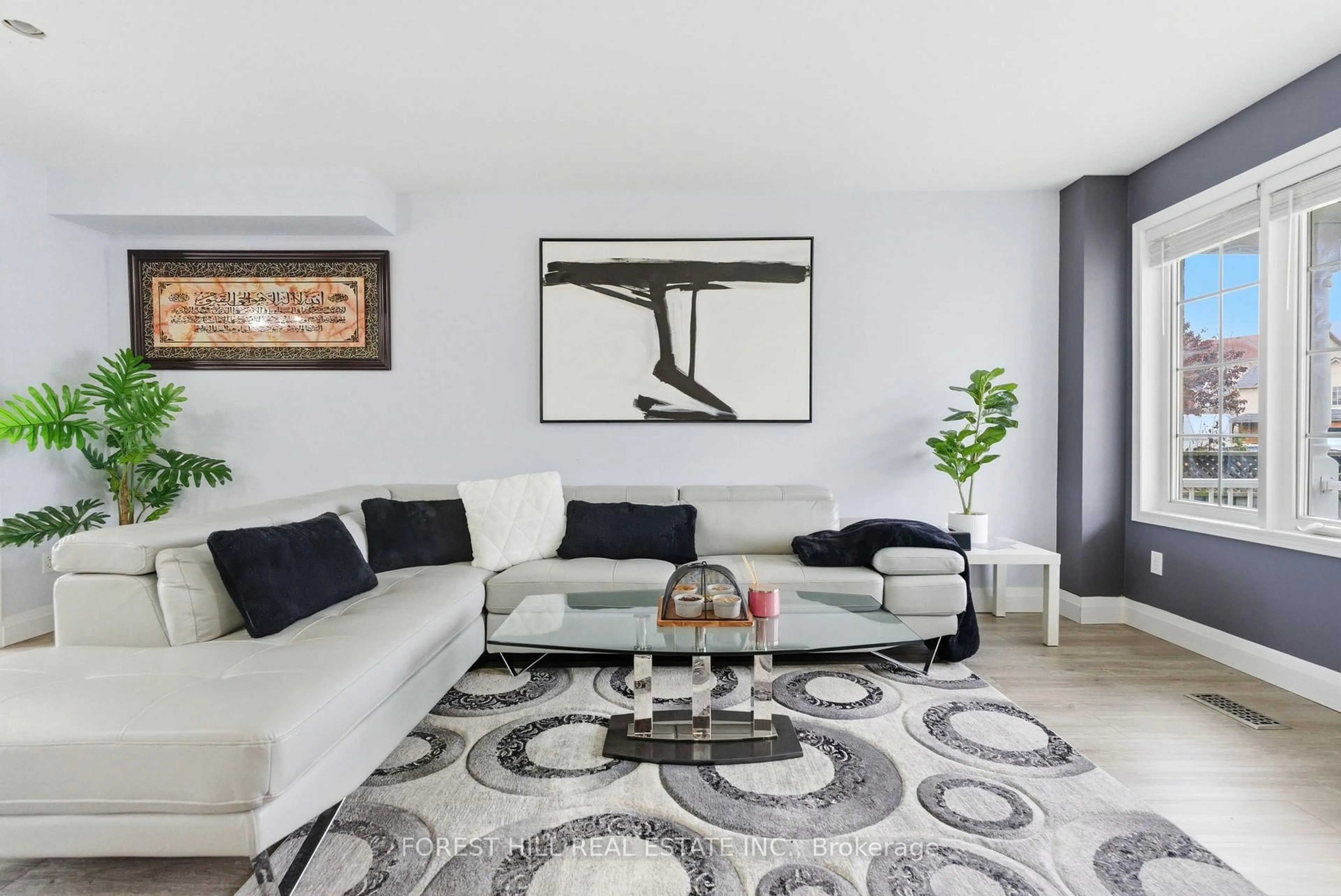 Living room with furniture, unknown for 1842 Dalhousie Cres, Oshawa Ontario L1G 8C5