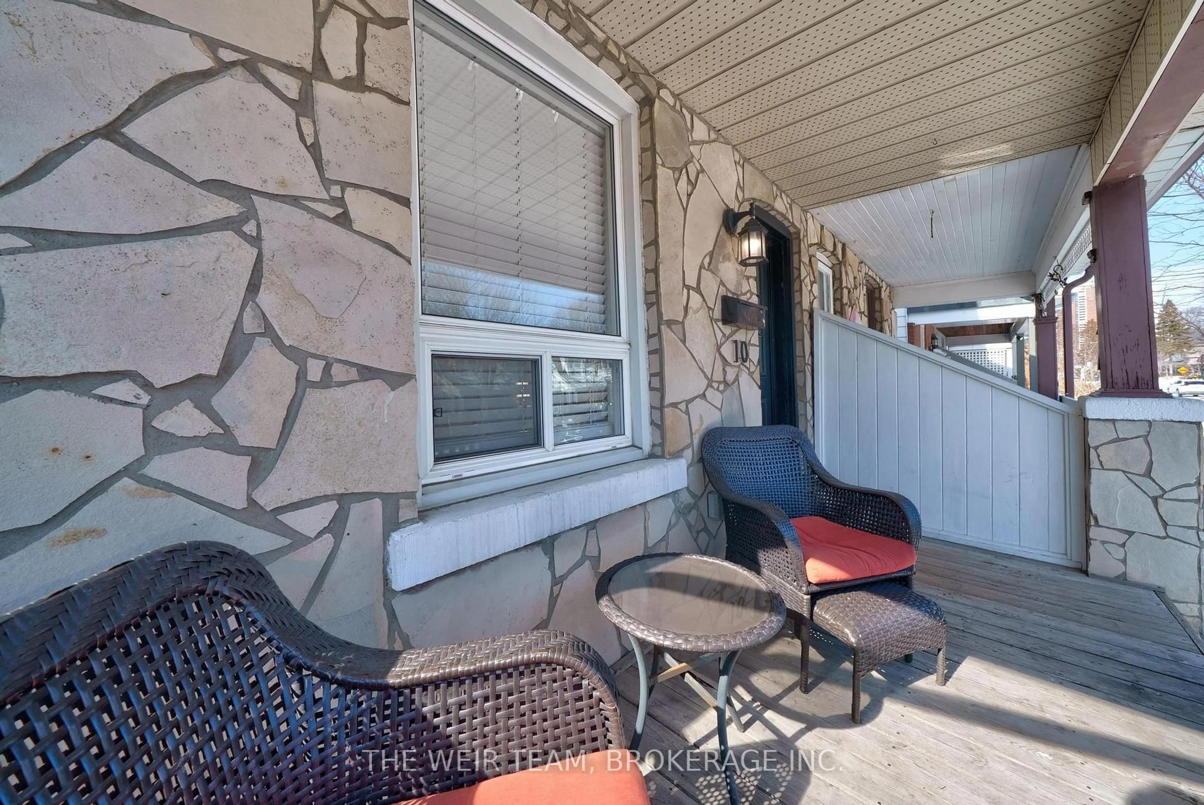 Patio, street for 10 Eldon Ave, Toronto Ontario M4C 5G1