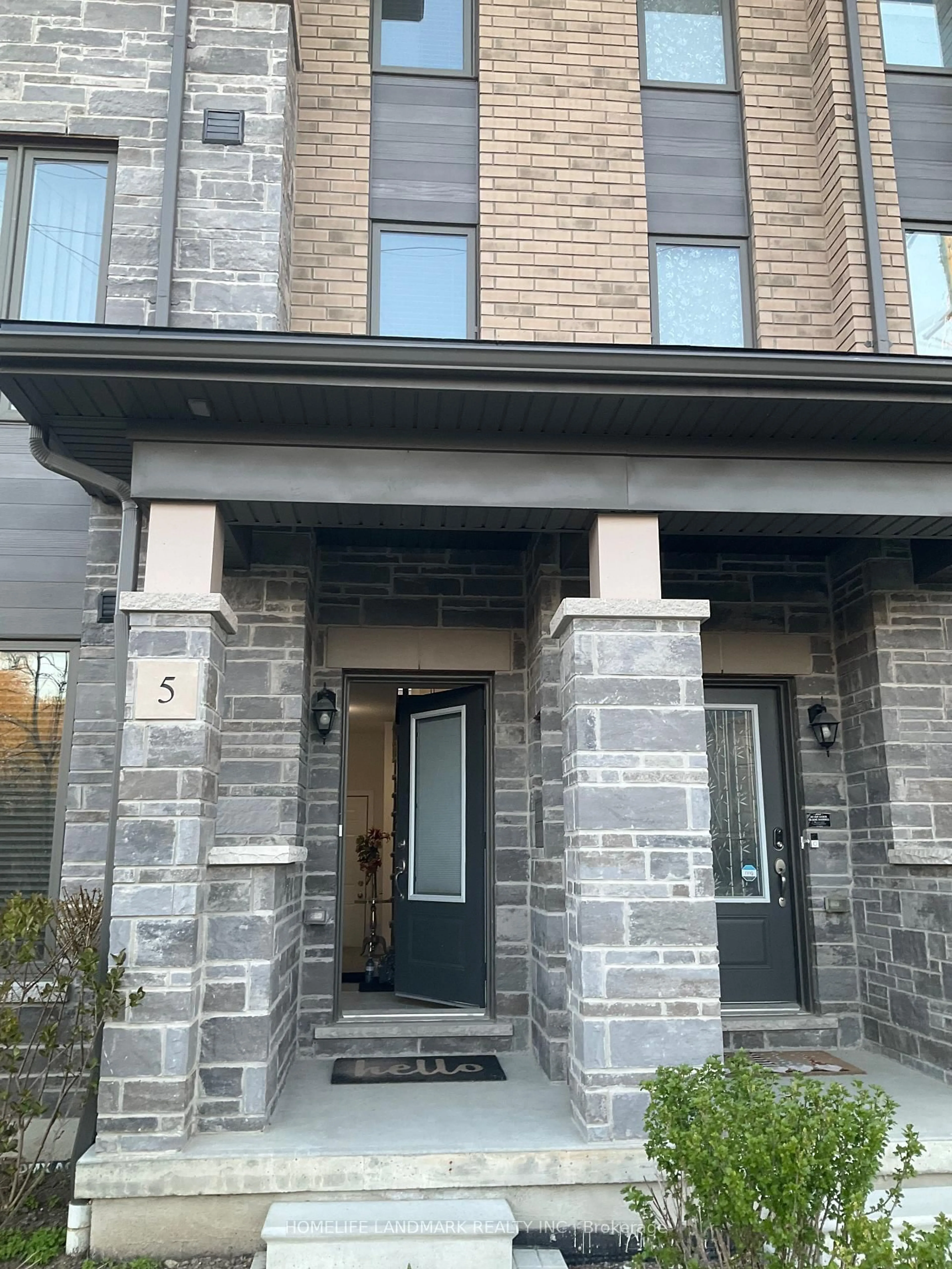 Home with brick exterior material, street for 1956 Altona Rd #5, Pickering Ontario L1V 1M7