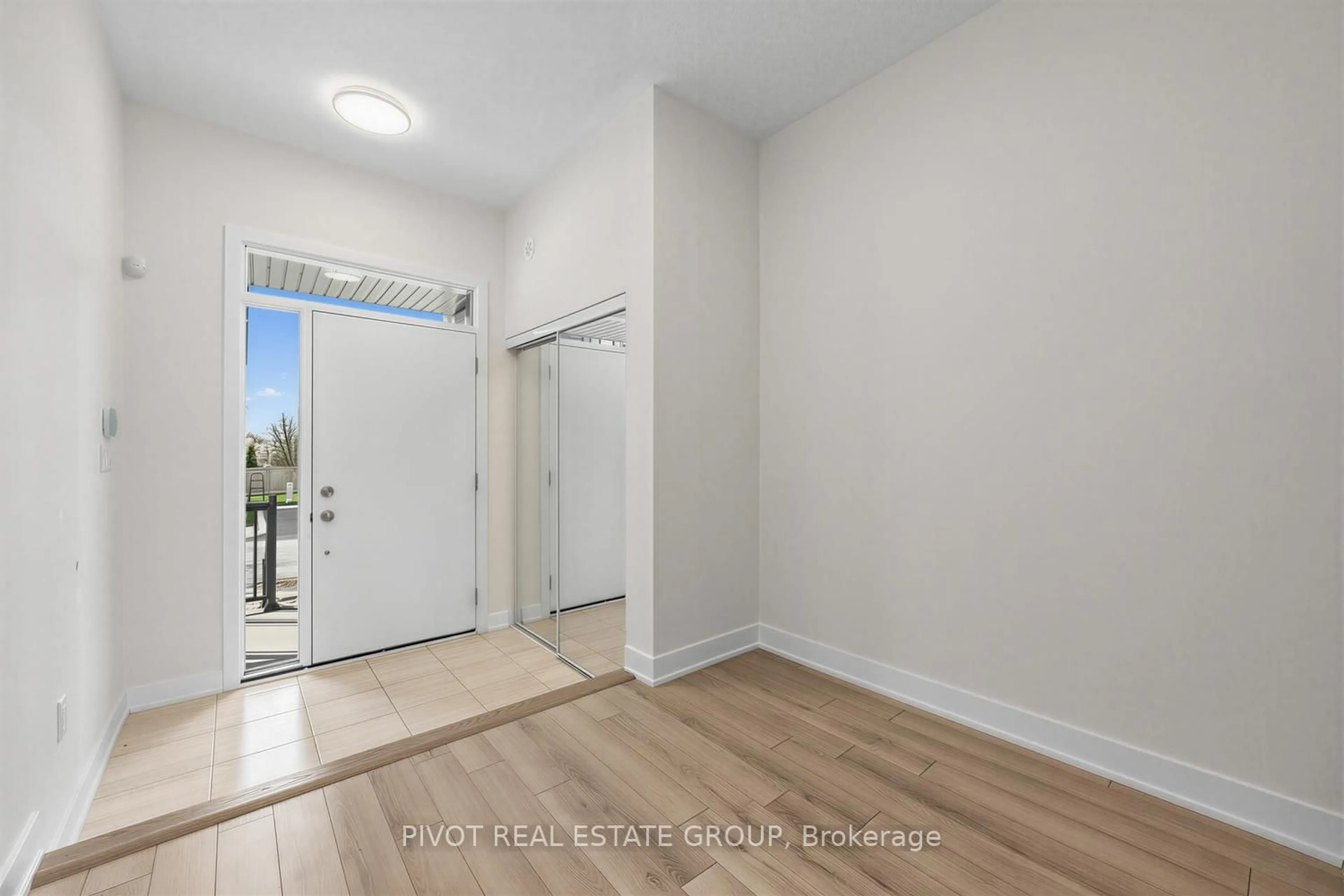 Indoor entryway for 2 Lively Way, Whitby Ontario L1R 0S3
