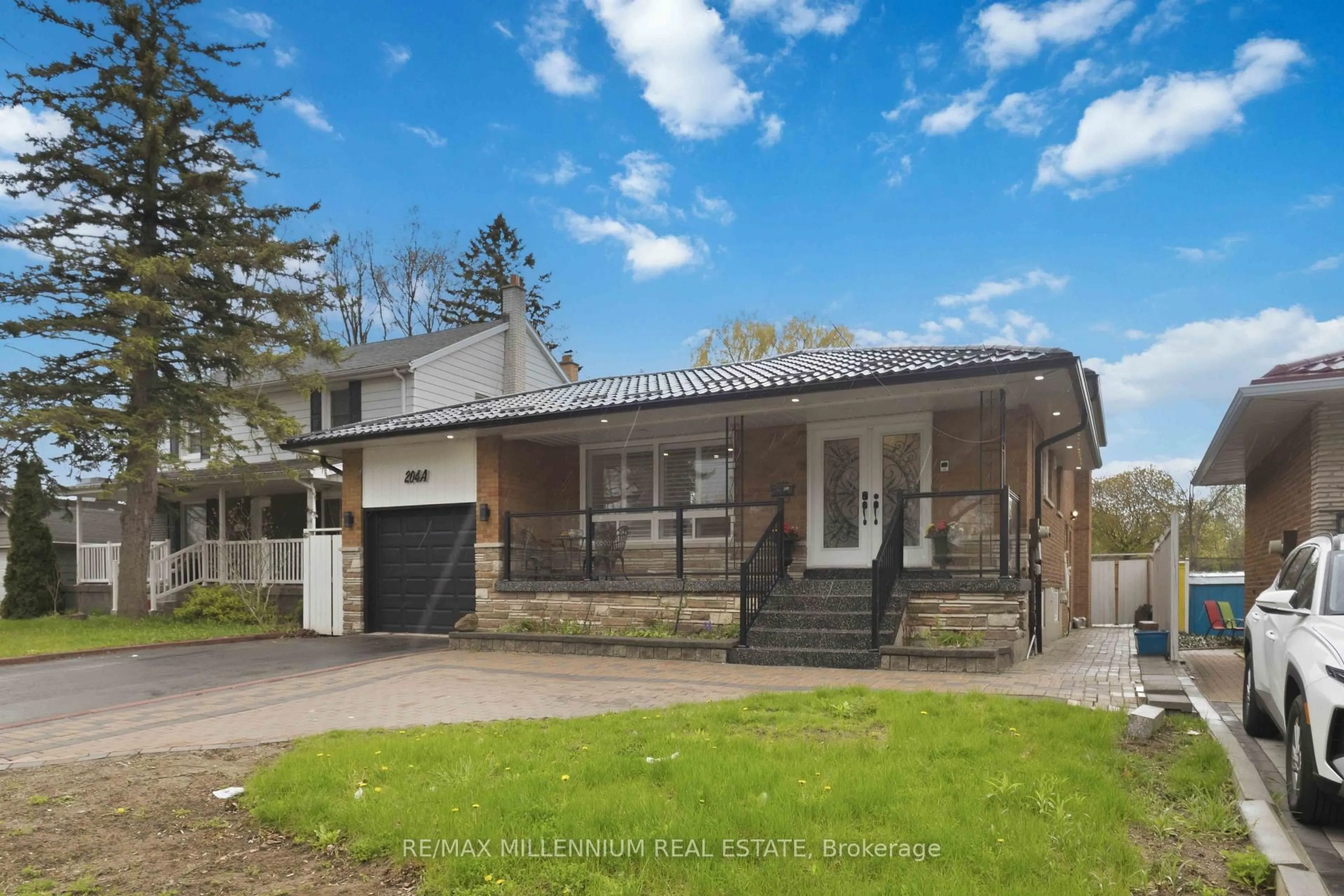Unknown for 204A Bellamy Rd, Toronto Ontario M1J 2L6