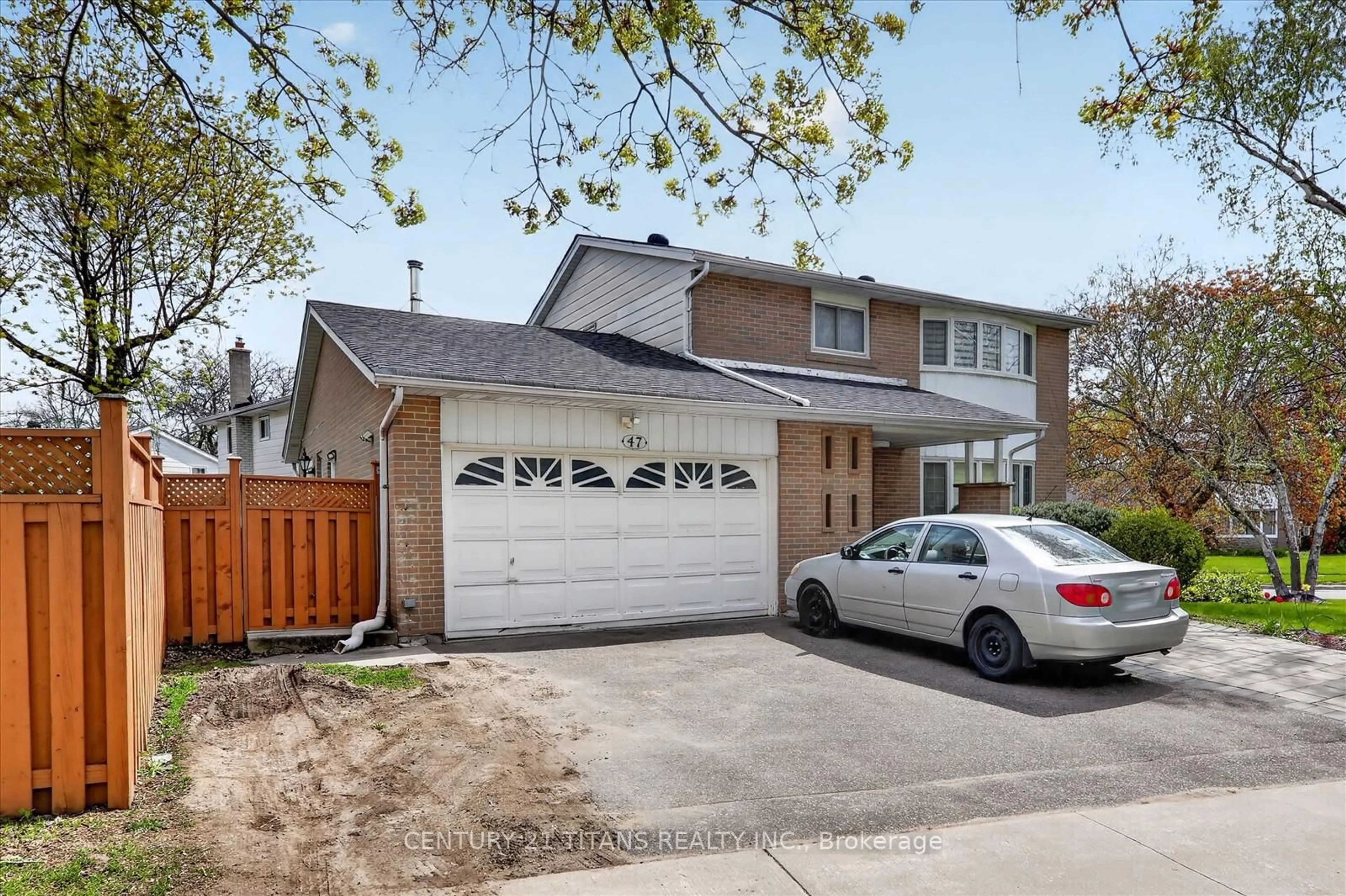 Home with brick exterior material, street for 47 Kentish Cres, Toronto Ontario M1S 2Z3