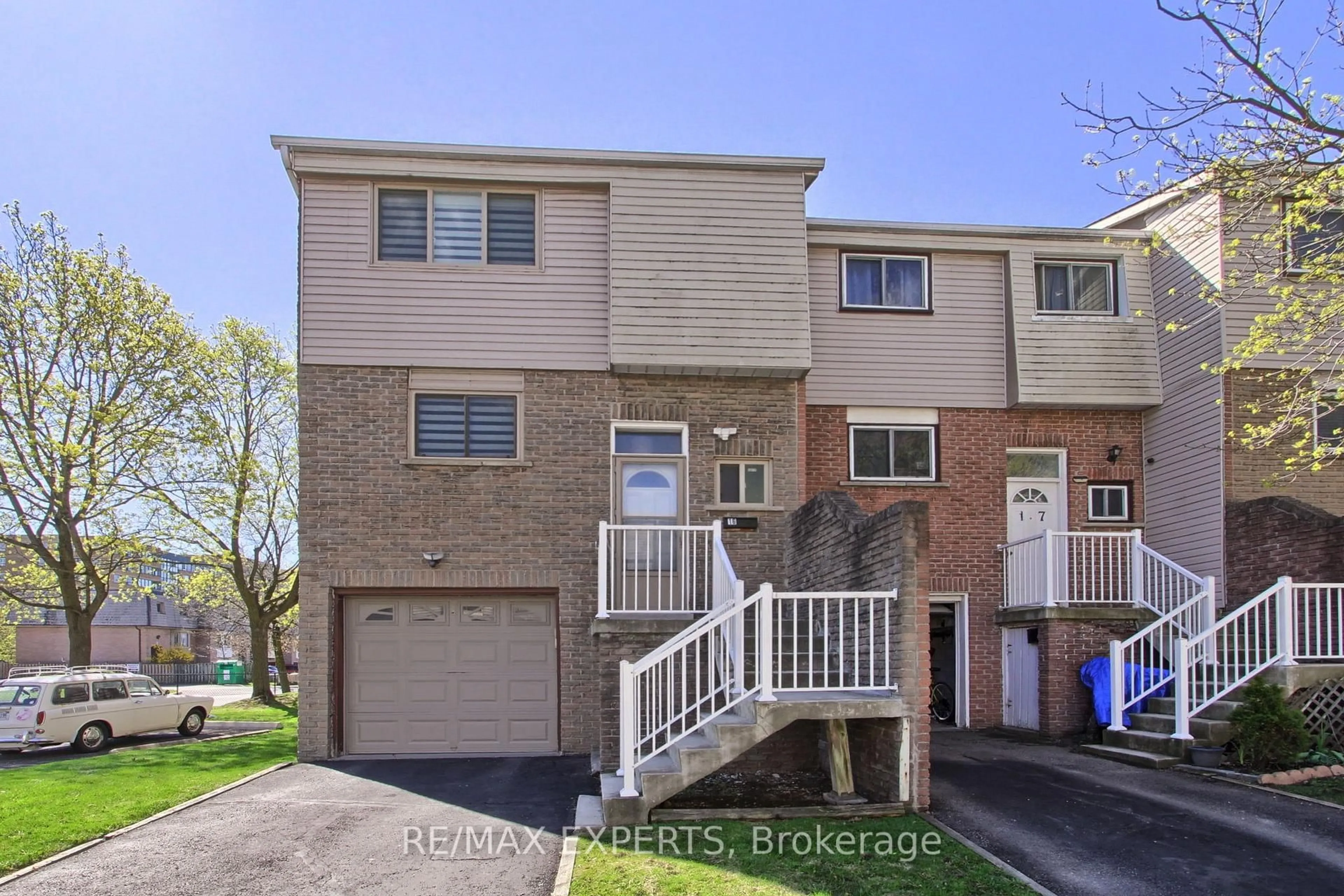 Unknown for 1655 Geta Circ #16, Pickering Ontario L1V 3B5