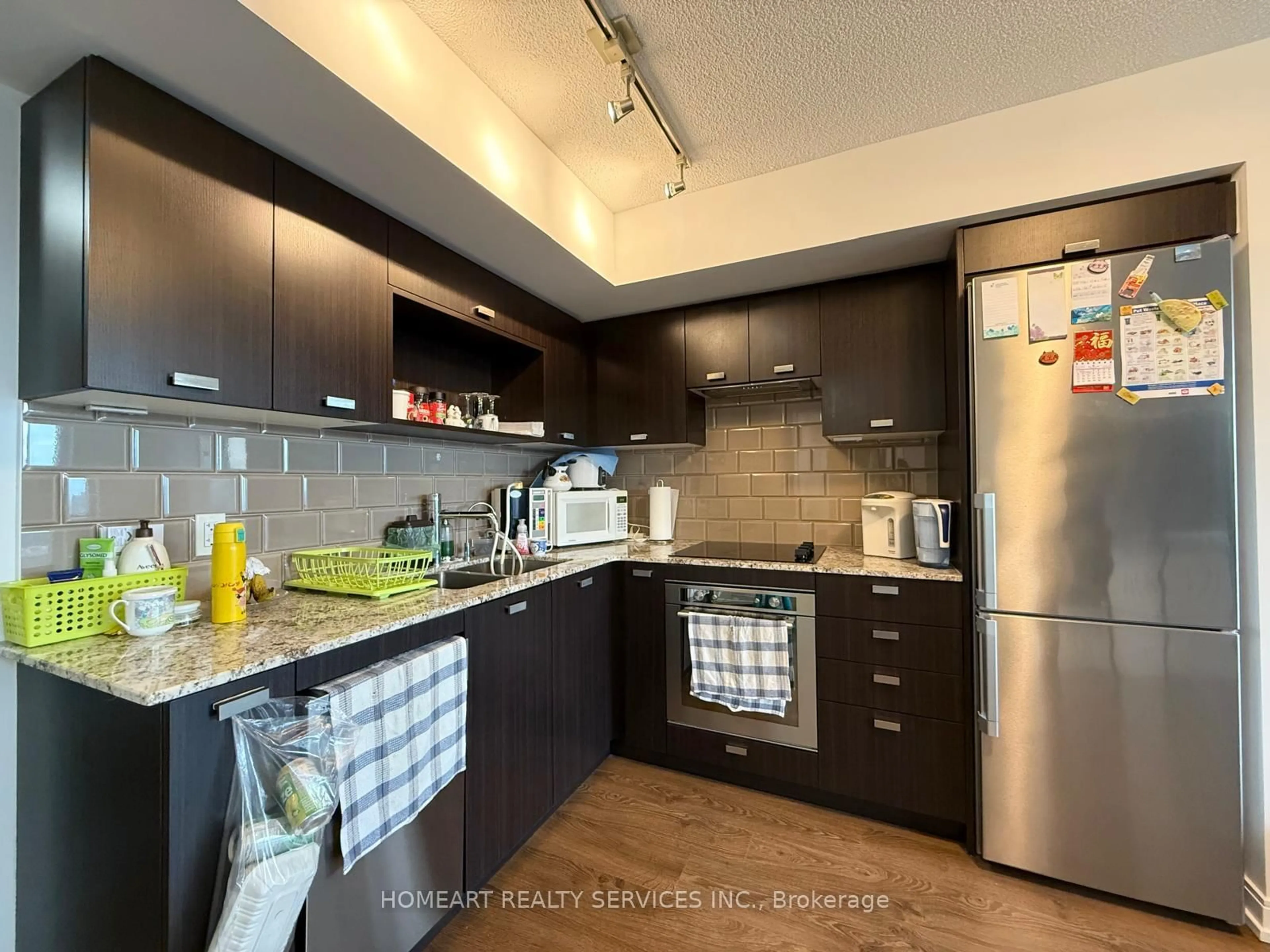 Standard kitchen, unknown for 275 Village Green Sq #1920, Toronto Ontario M1S 0L8