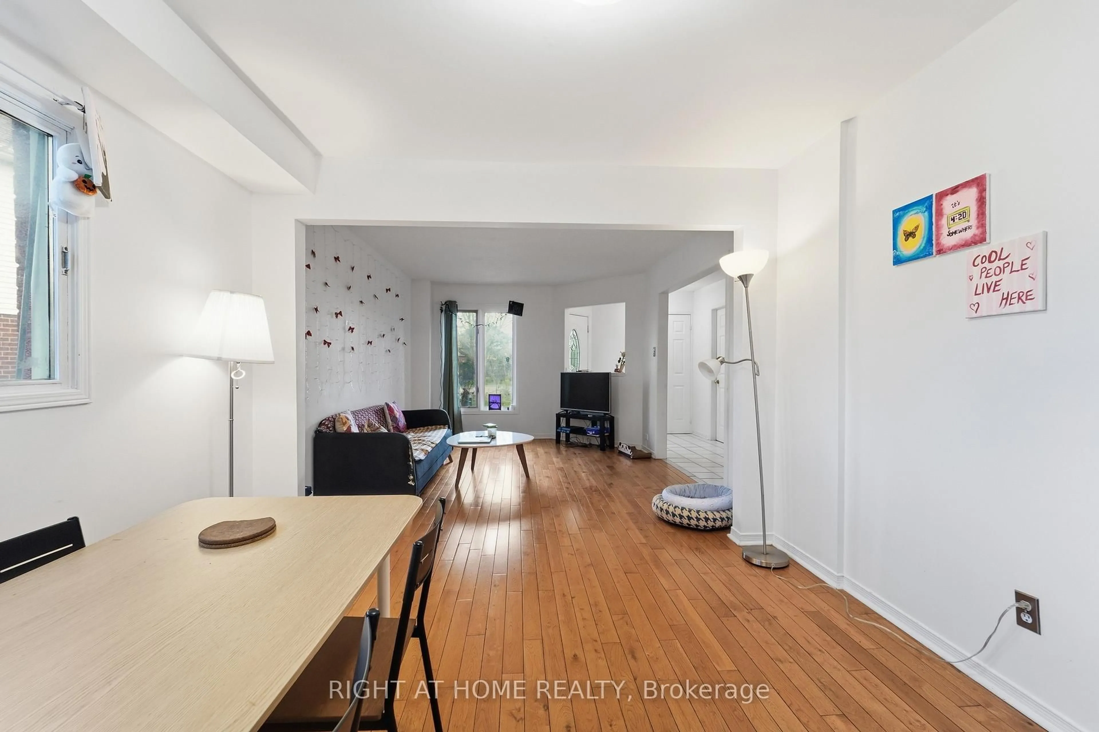 A pic of a room for 141 Sandown Ave, Toronto Ontario M1N 3W6