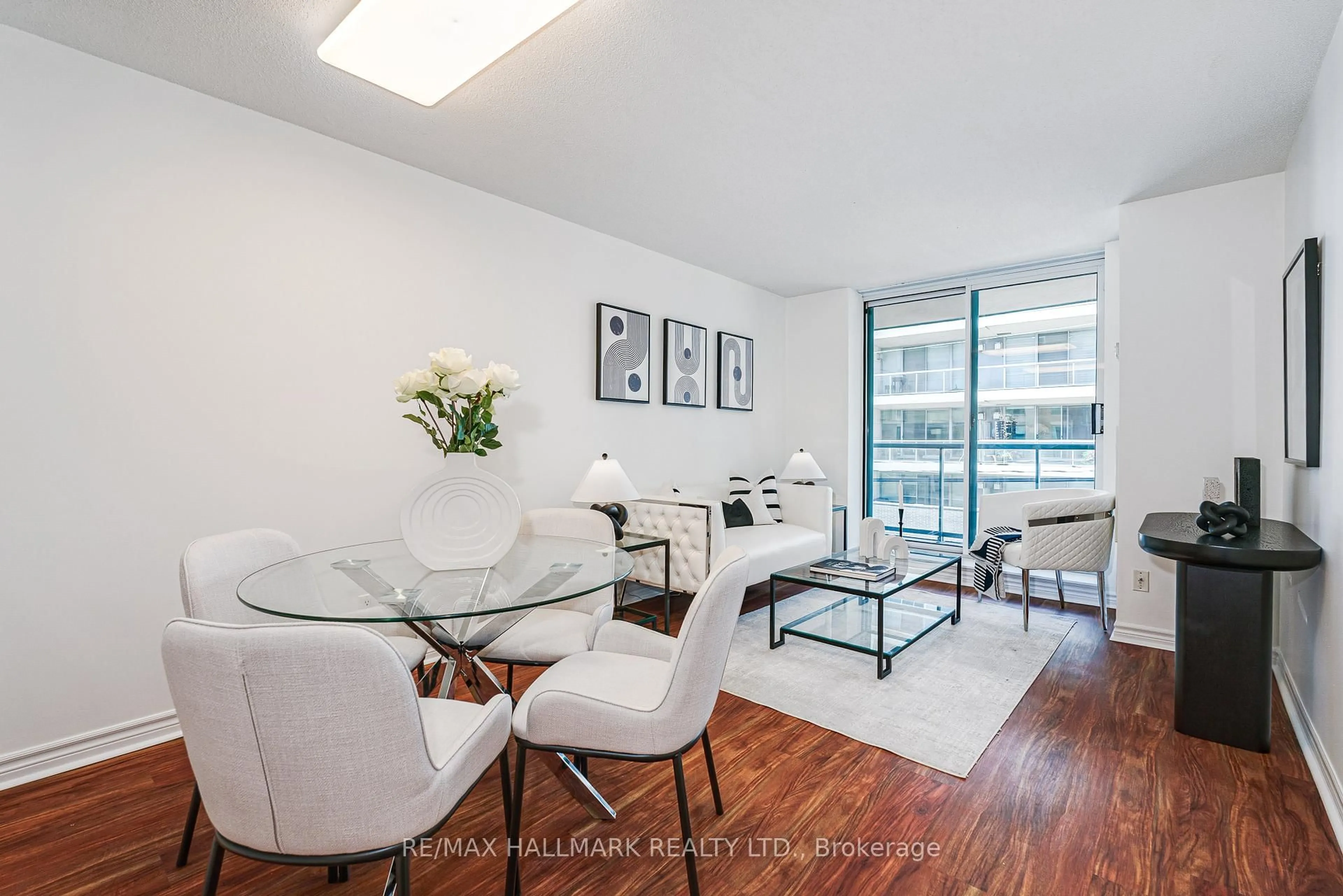 Dining room, unknown for 1863 Queen St #311, Toronto Ontario M4L 3Y6