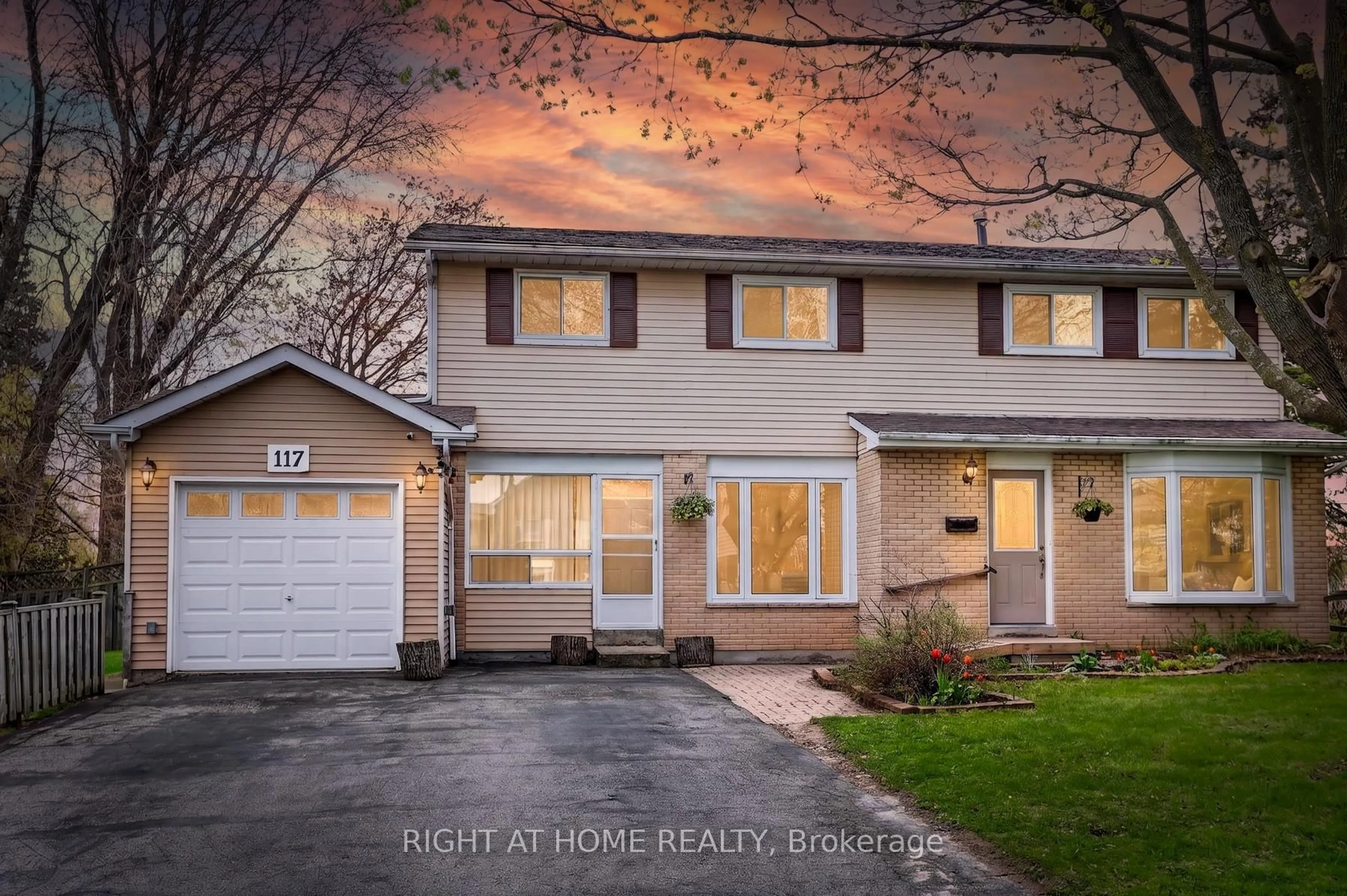 Home with vinyl exterior material, street for 117 Rands Rd, Ajax Ontario L1S 3H7